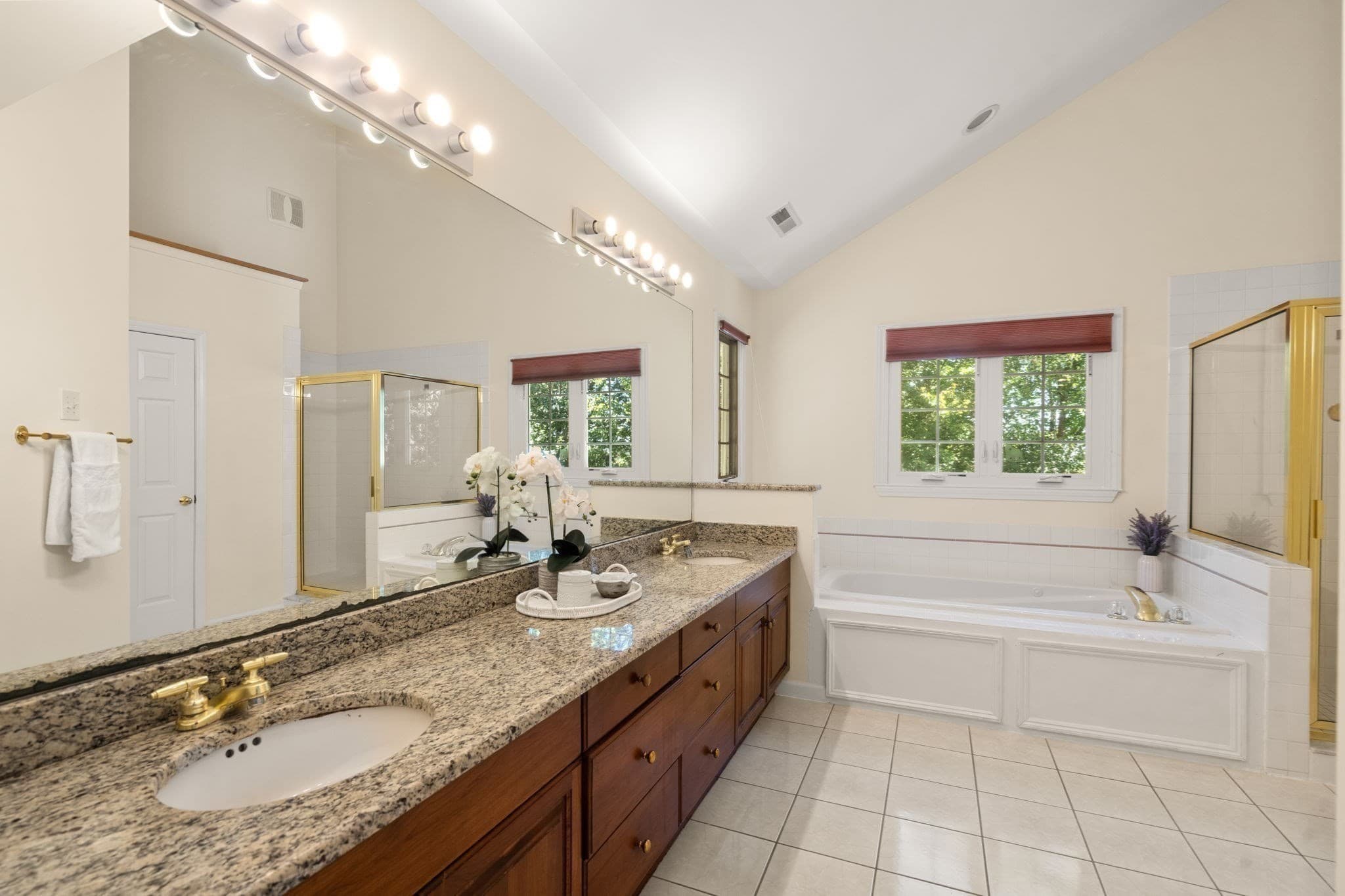 Single Family Residence at 160 Stearns Rd, Marlborough MA 01752, Marlborough, photo 21 of 37