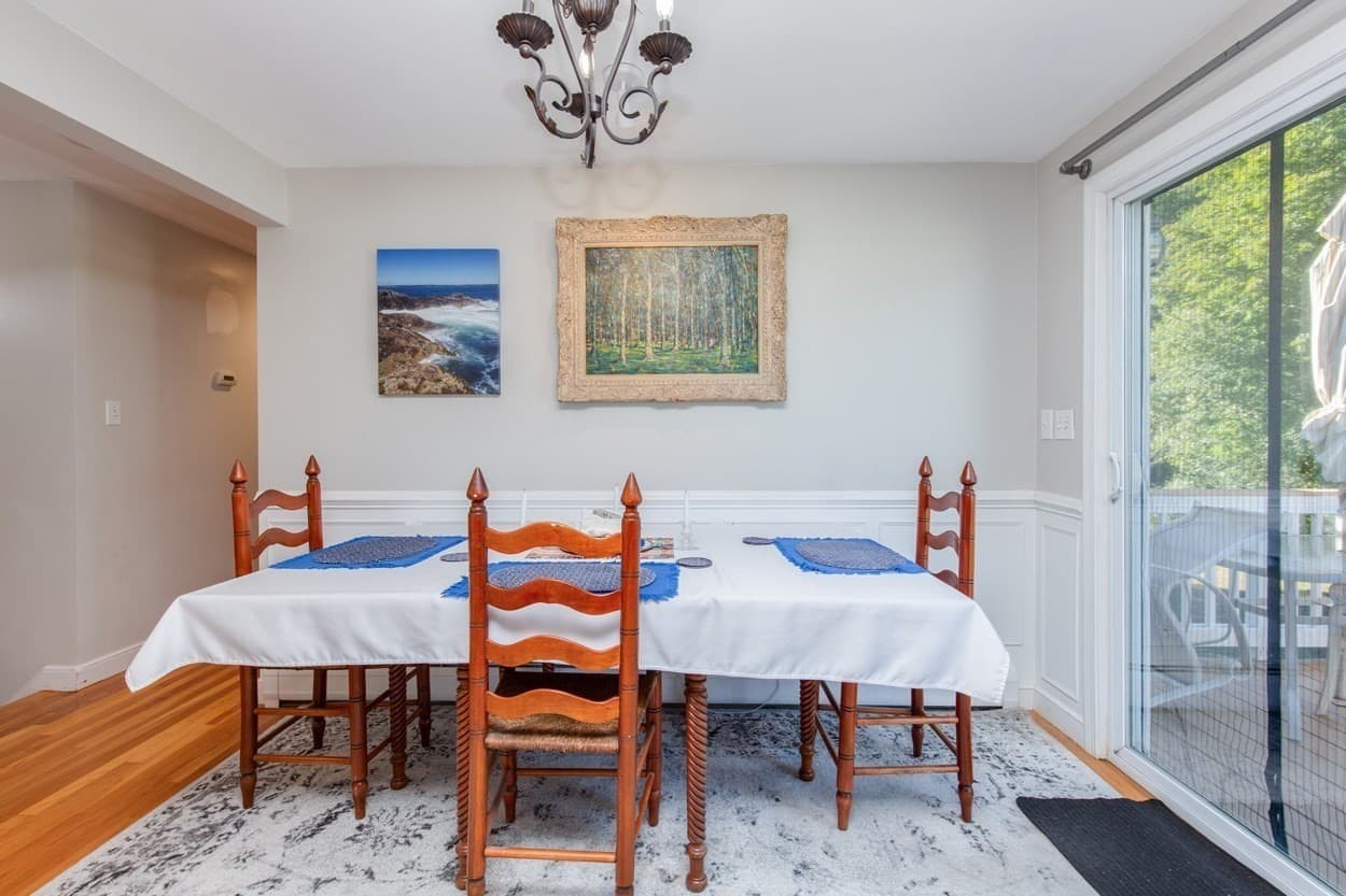 Single Family Residence at 10 Fredrick Drive, Wilmington MA 01887, Wilmington, photo 9 of 42