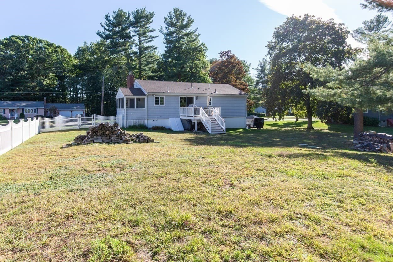 Single Family Residence at 10 Fredrick Drive, Wilmington MA 01887, Wilmington, photo 34 of 42