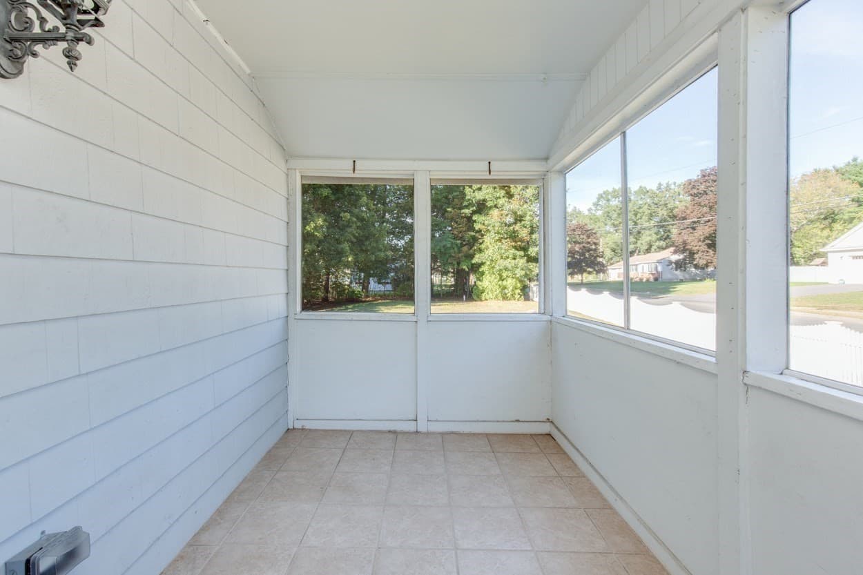 Single Family Residence at 10 Fredrick Drive, Wilmington MA 01887, Wilmington, photo 41 of 42