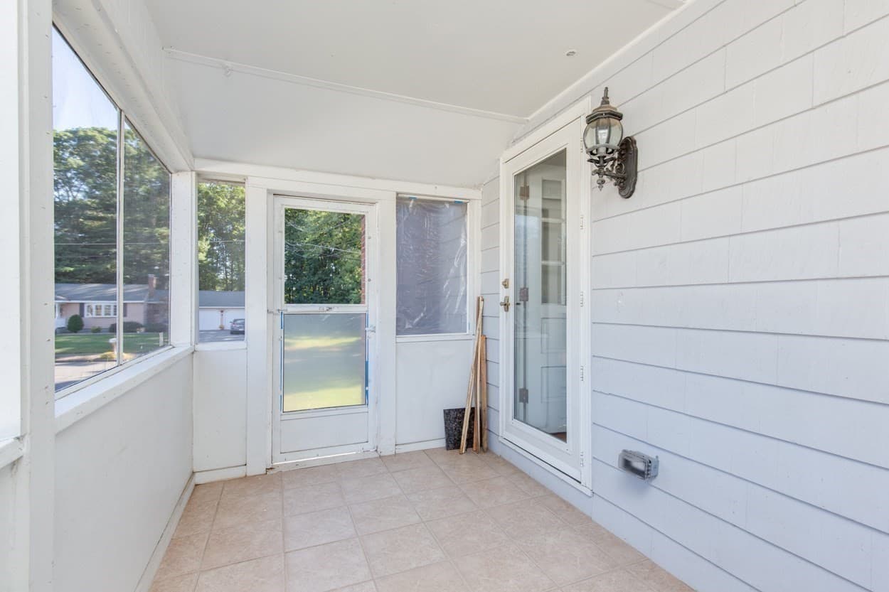 Single Family Residence at 10 Fredrick Drive, Wilmington MA 01887, Wilmington, photo 40 of 42