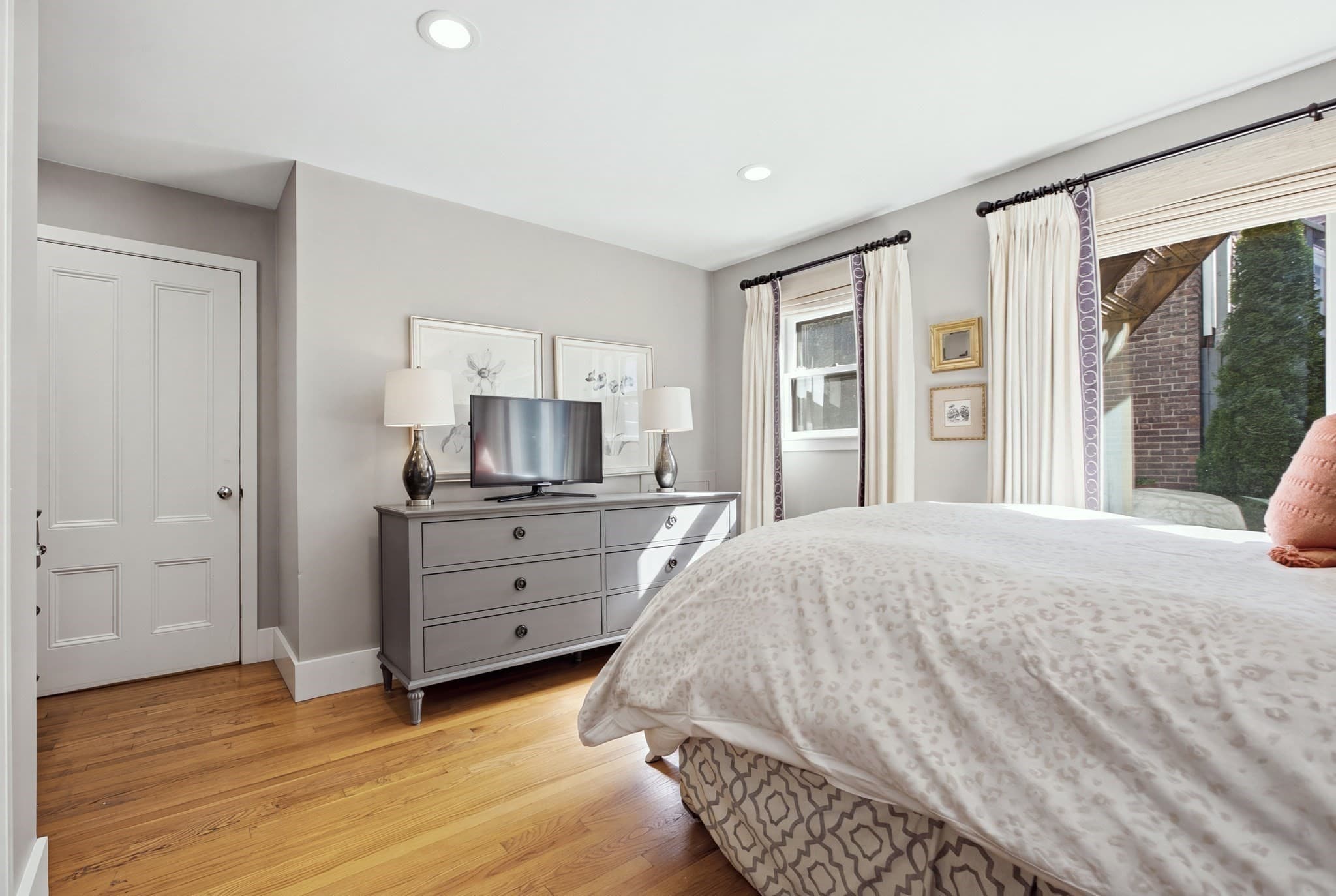Condominium at 34 Bartlett Street # 1, Boston MA 02129, Boston, photo 13 of 25
