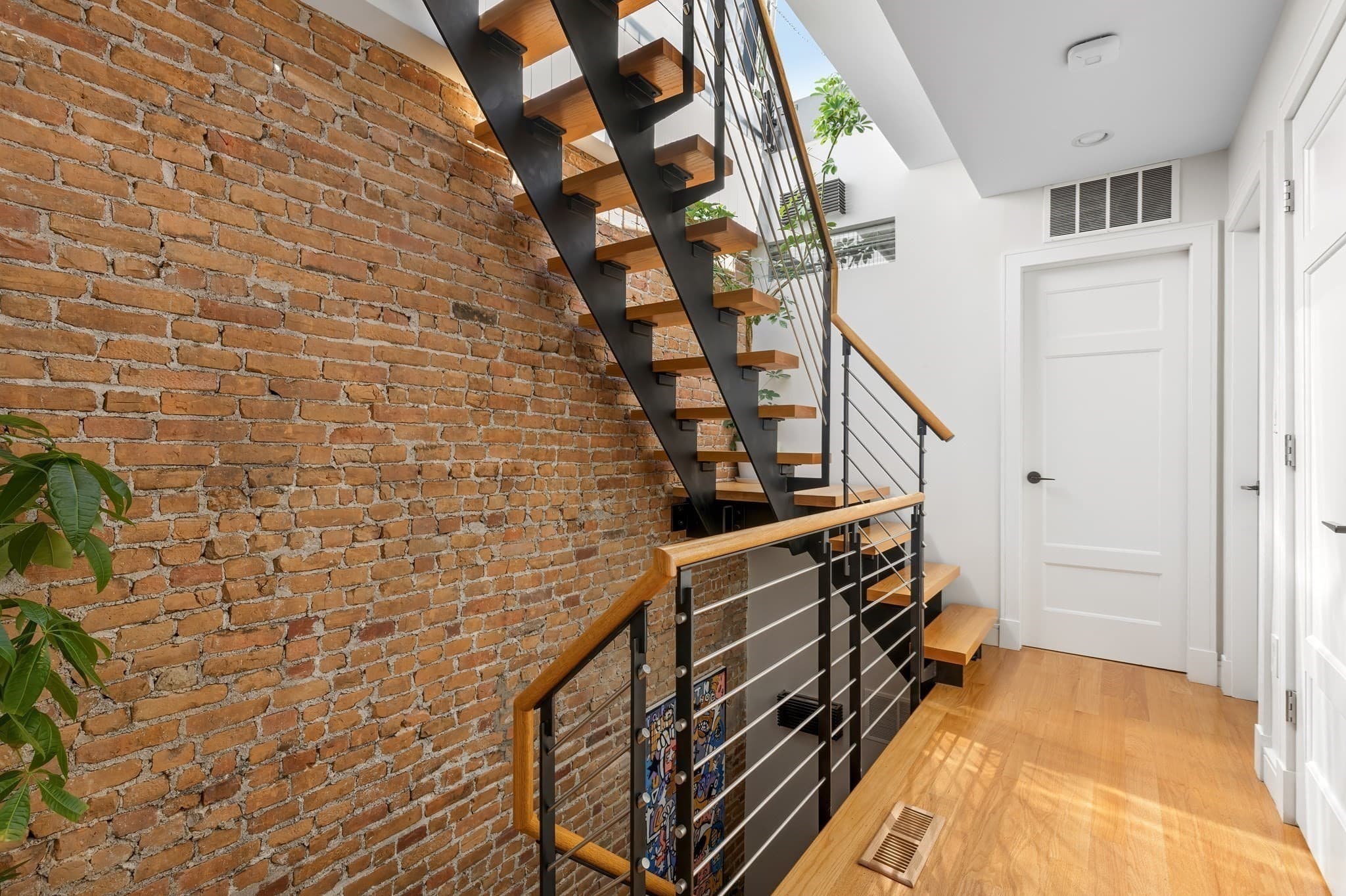 Condominium at 12 Gloucester Street # 4, Boston MA 02115, Boston, photo 21 of 29