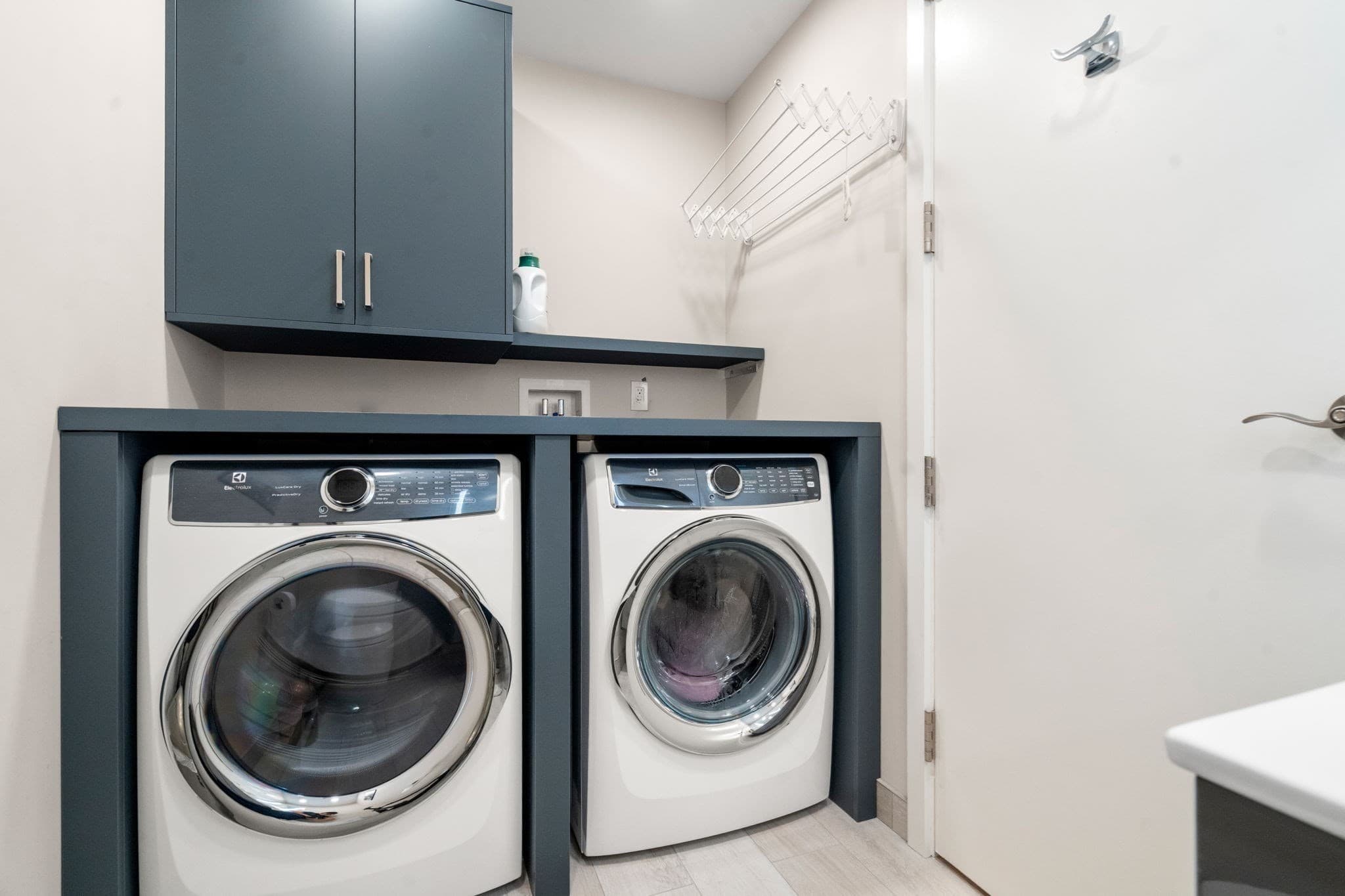 Condominium at 213 Nahanton St # 213, Newton MA 02459, Newton, photo 16 of 28
