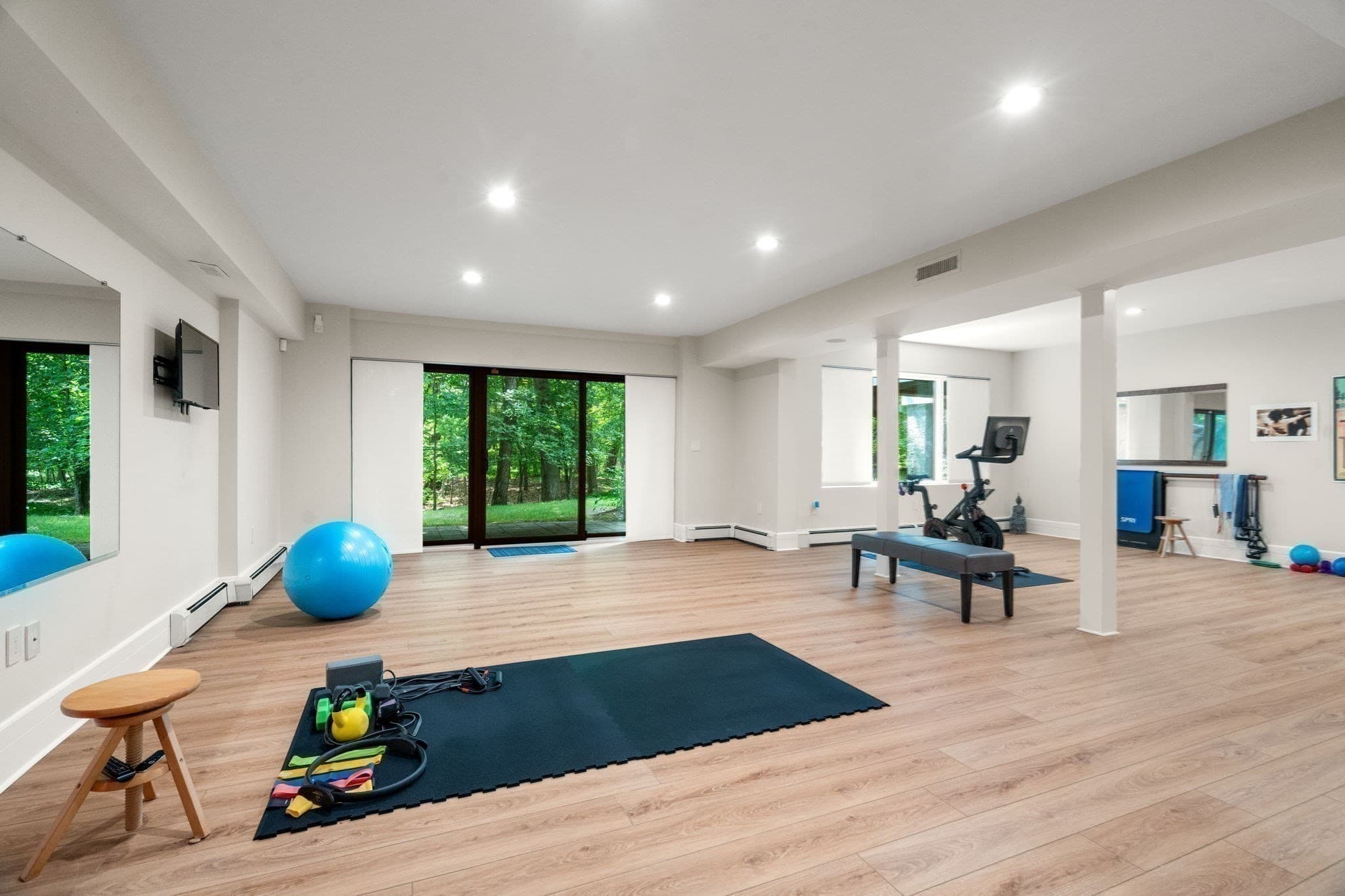 Condominium at 213 Nahanton St # 213, Newton MA 02459, Newton, photo 20 of 28