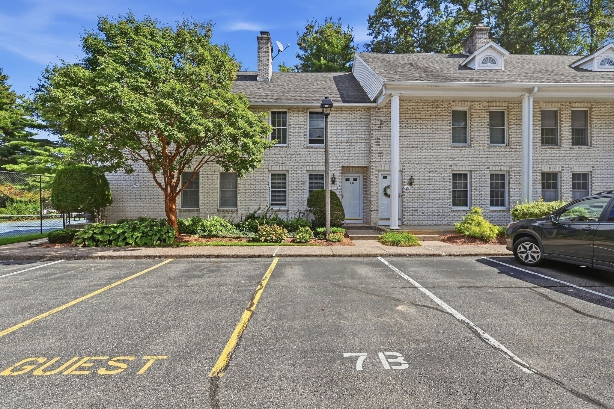 Condominium at 7 Mansion Woods Dr # b, Agawam MA 01001, Agawam, photo 4 of 33