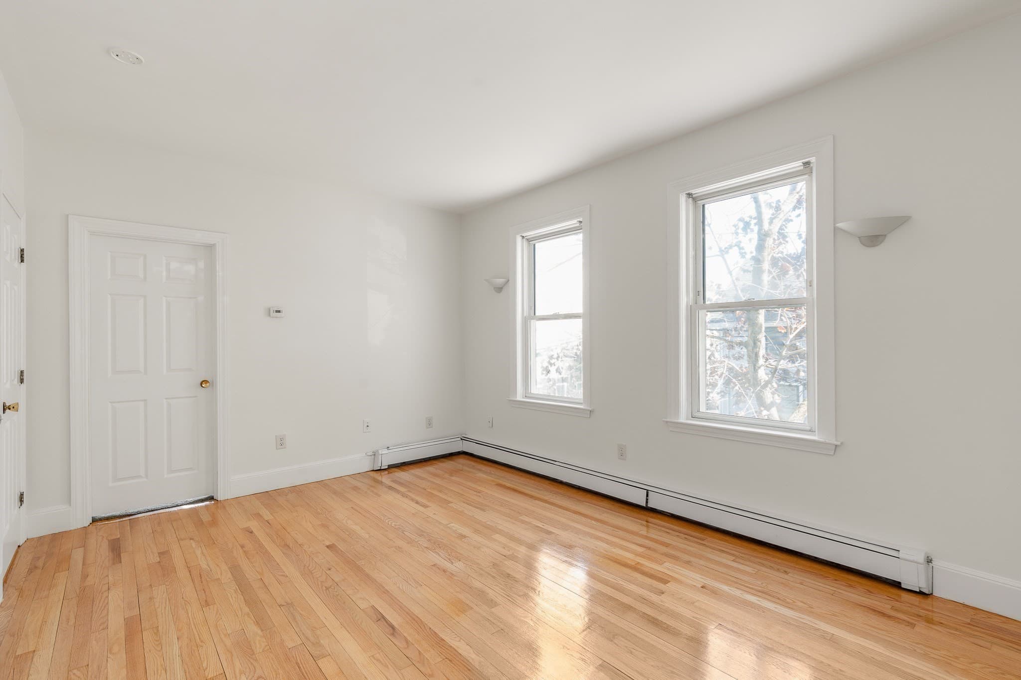 Condominium at 26 Plymouth # 2, Cambridge MA 02141, Cambridge, photo 3 of 17