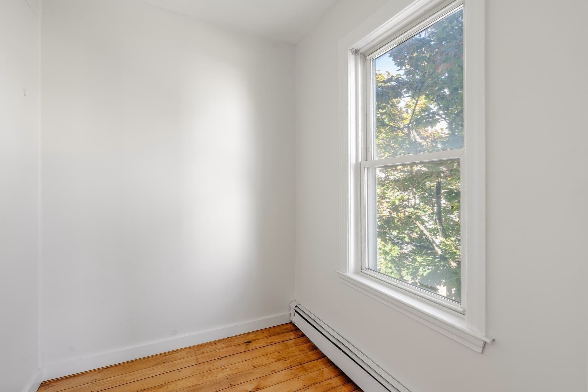 Condominium at 26 Plymouth # 2, Cambridge MA 02141, Cambridge, photo 14 of 17