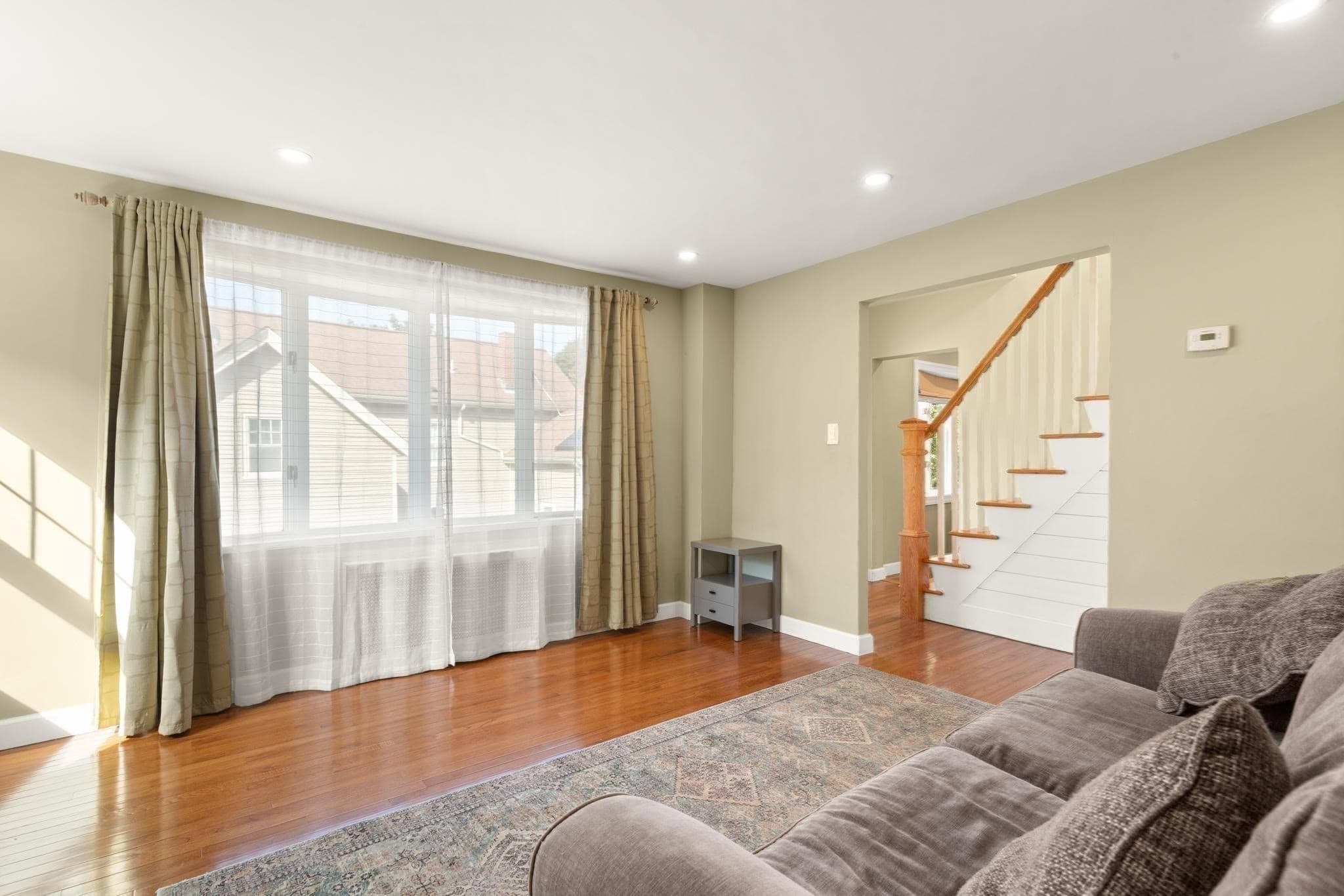 Single Family Residence at 21 Charles St, Woburn MA 01801, Woburn, photo 17 of 37