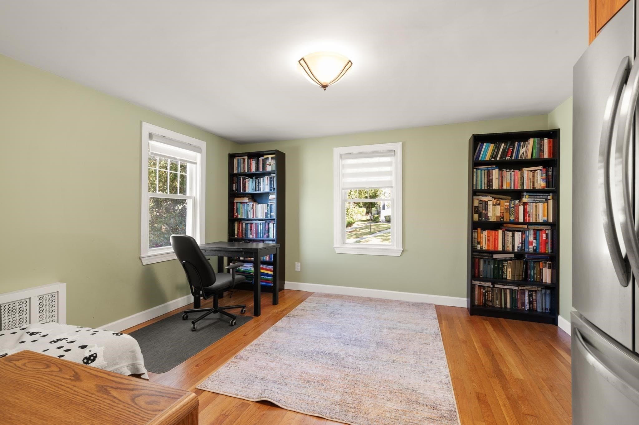 Single Family Residence at 21 Charles St, Woburn MA 01801, Woburn, photo 12 of 37