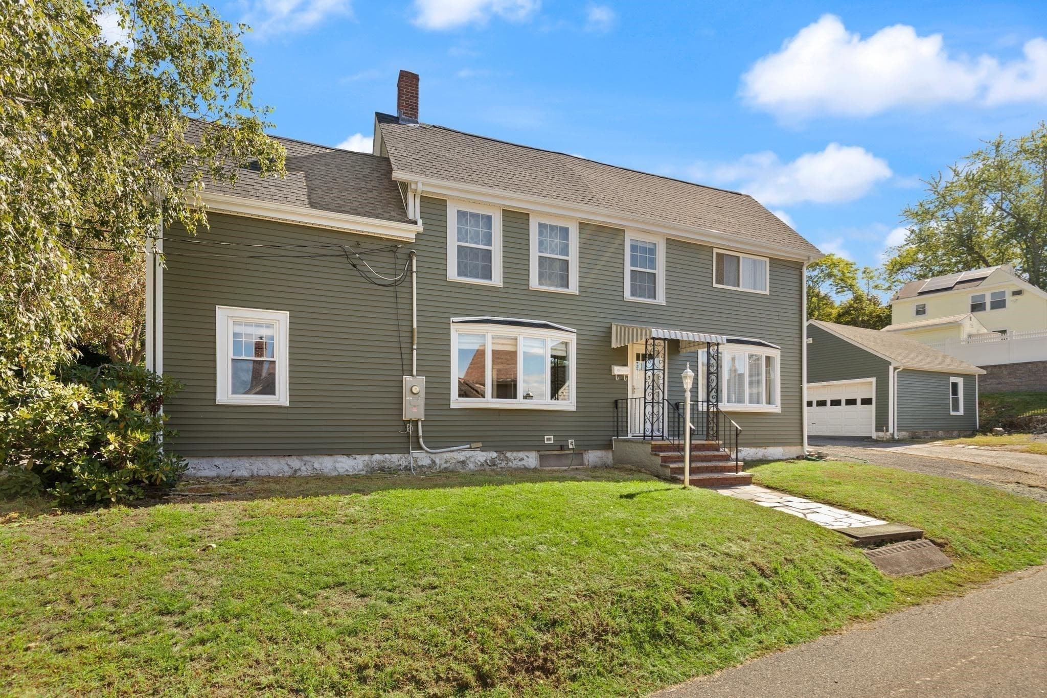 Single Family Residence at 21 Charles St, Woburn MA 01801, Woburn, photo 3 of 37