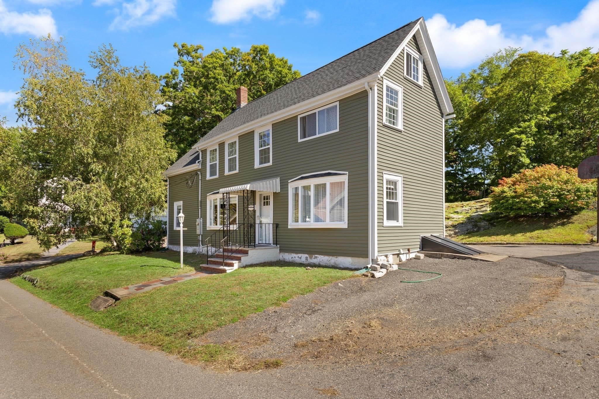 21 Charles St, Woburn MA 01801