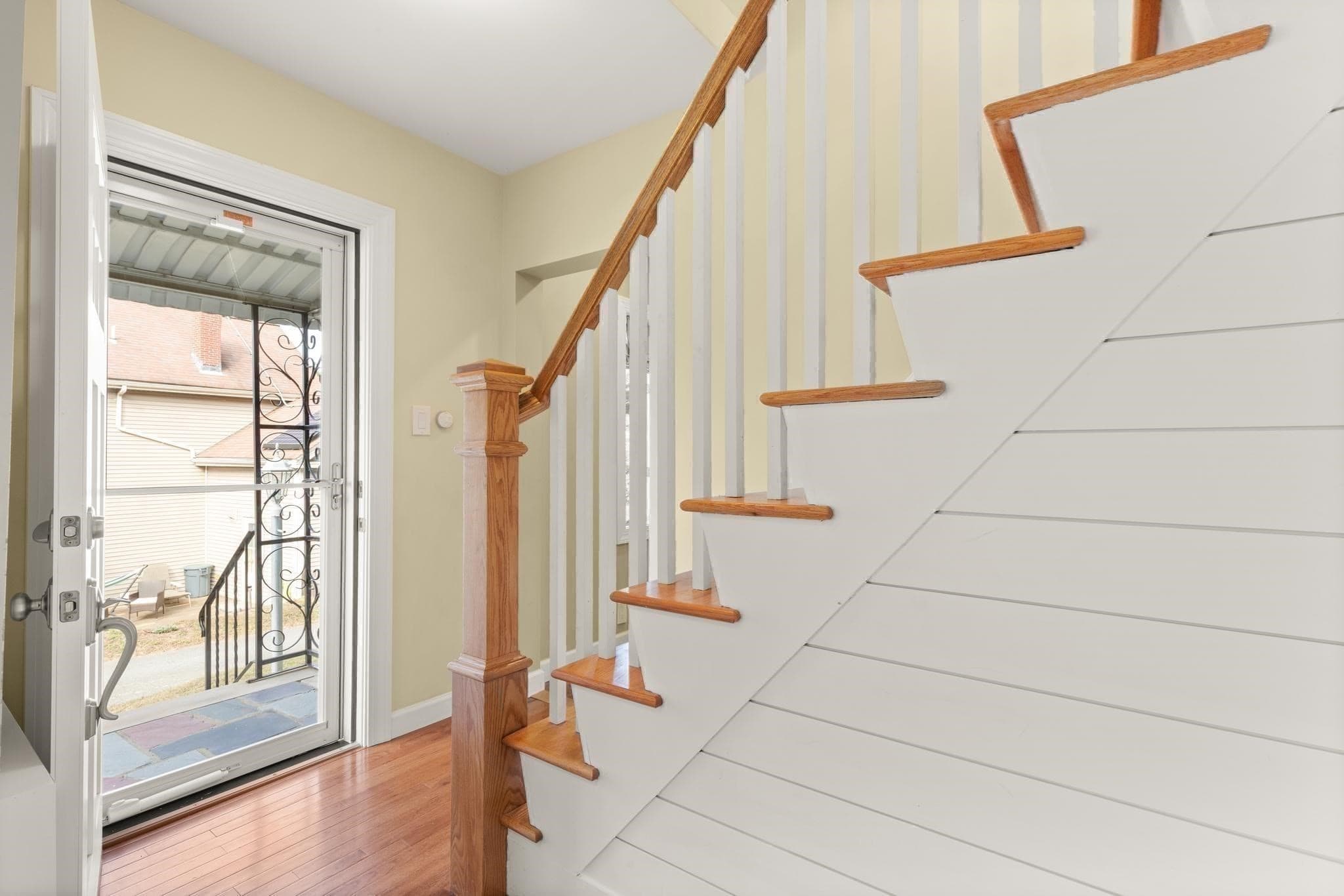 Single Family Residence at 21 Charles St, Woburn MA 01801, Woburn, photo 20 of 37