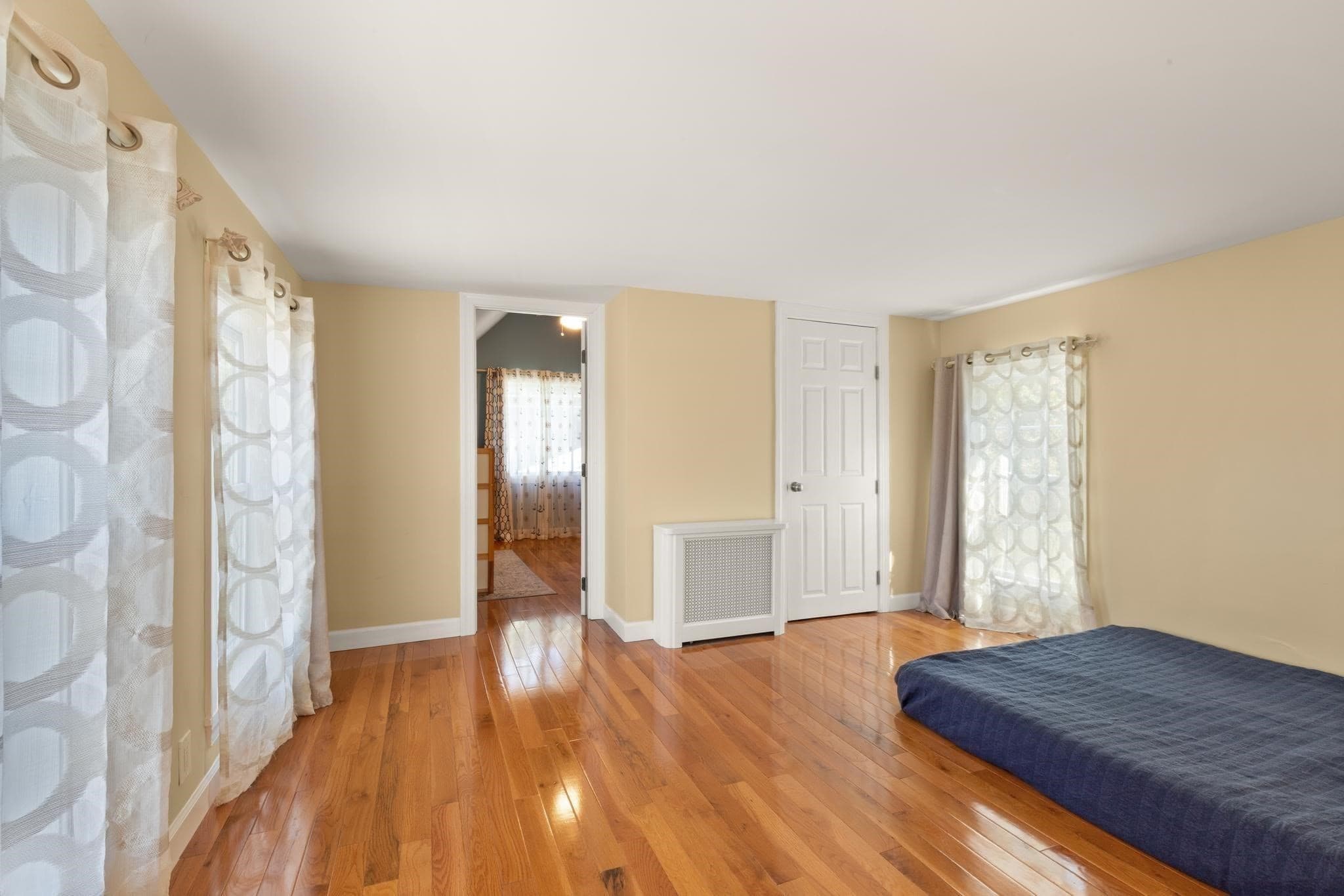 Single Family Residence at 21 Charles St, Woburn MA 01801, Woburn, photo 24 of 37