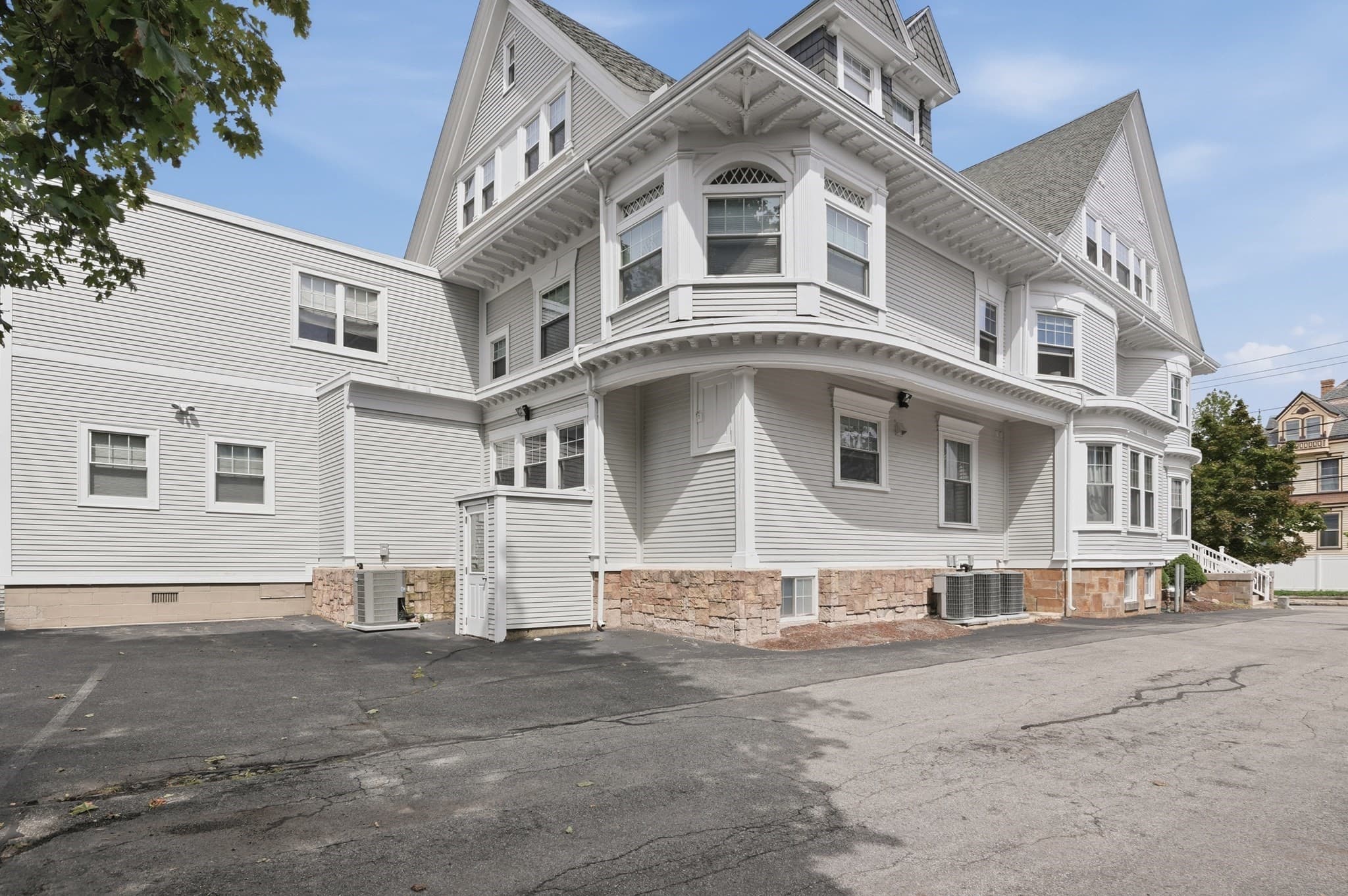 Condominium at 190 Summer Street # 403, Malden MA 02148, Malden, photo 32 of 38