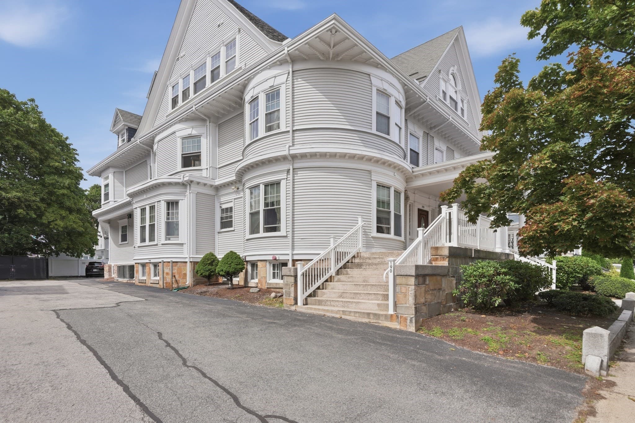 Condominium at 190 Summer Street # 403, Malden MA 02148, Malden, photo 34 of 38
