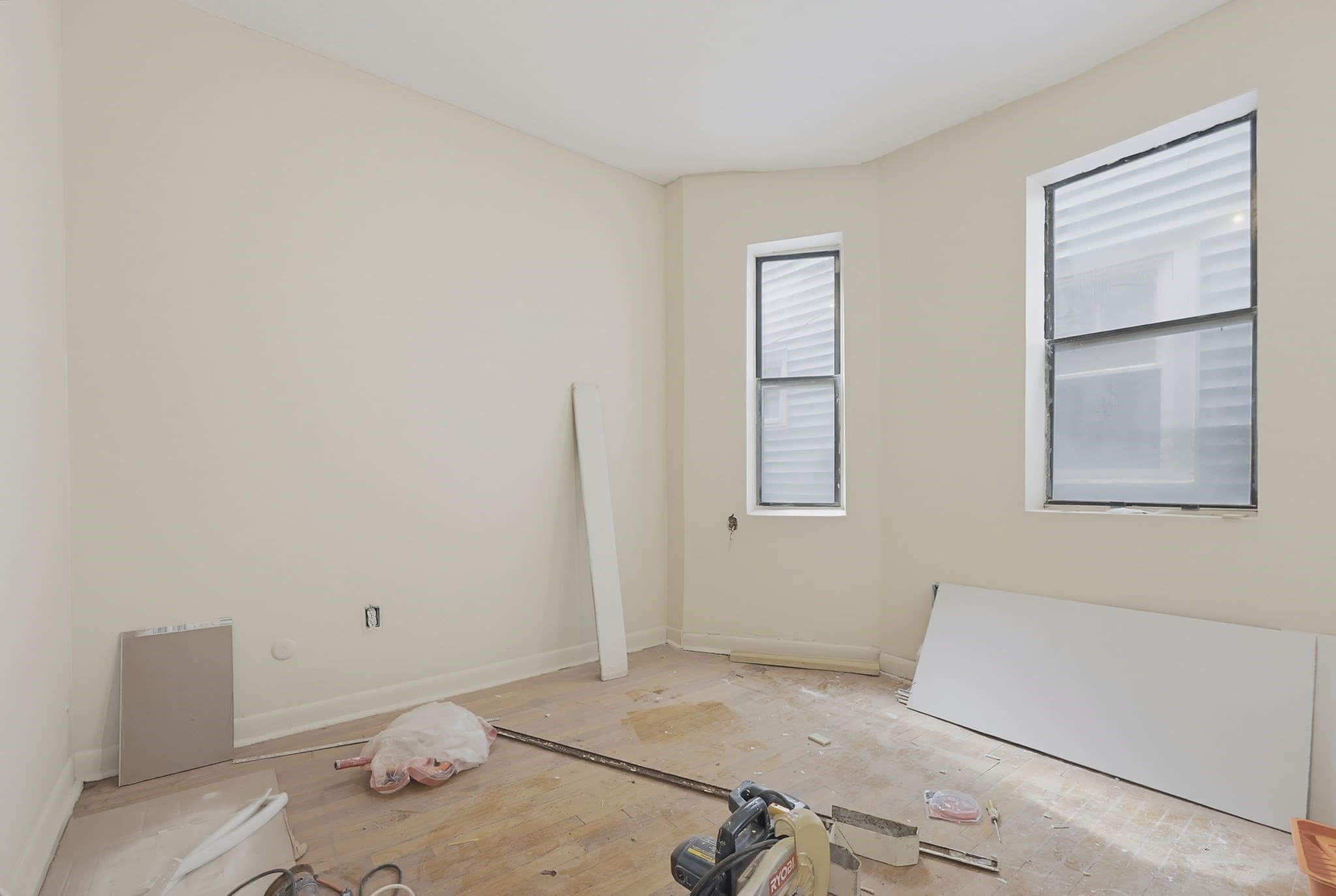 3 Family - 3 Units Up/Down at 117 Regent St, Boston MA 02119, Boston, photo 28 of 33