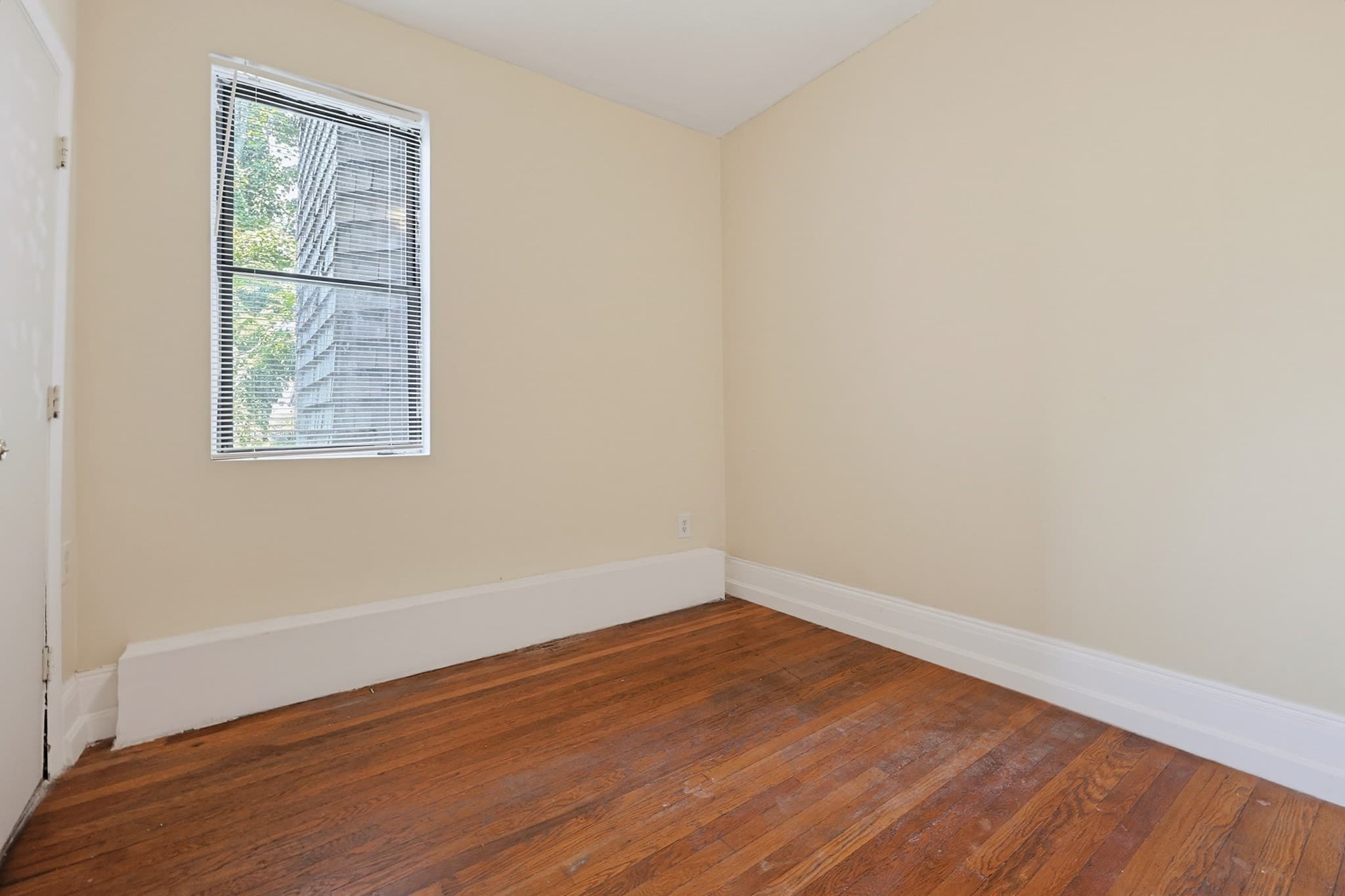 3 Family - 3 Units Up/Down at 117 Regent St, Boston MA 02119, Boston, photo 8 of 33