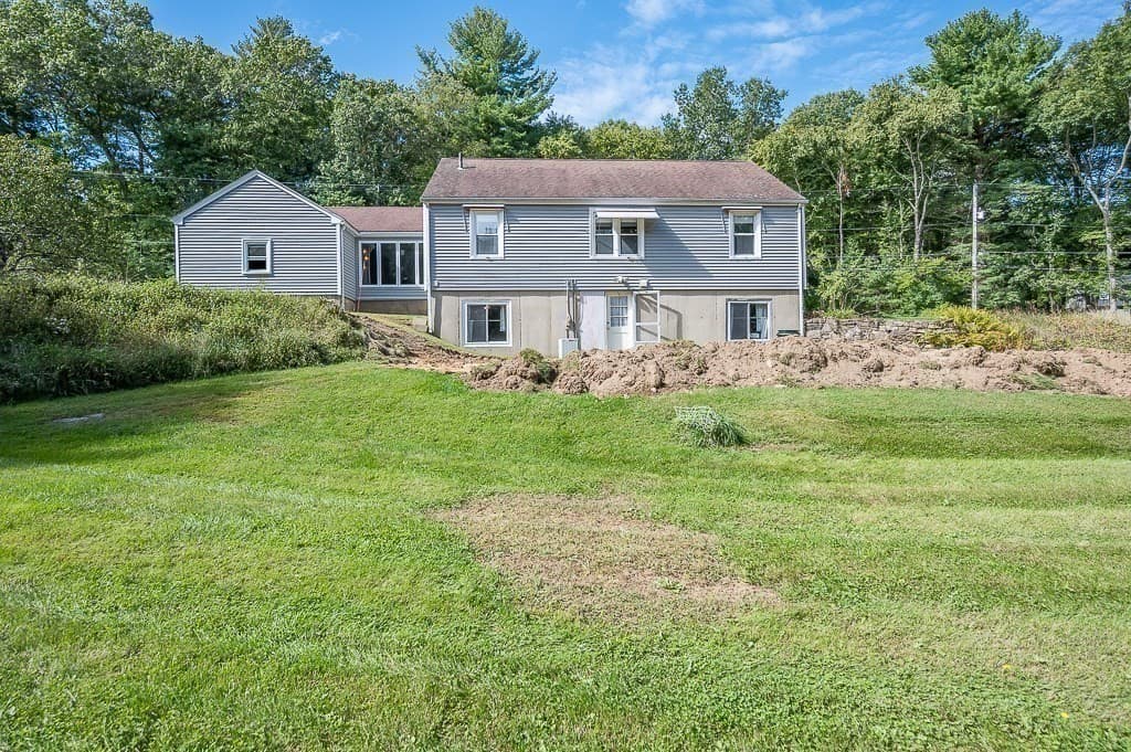 Single Family Residence at 101 Barnett Rd., Sutton MA 01590, Sutton, photo 26 of 37
