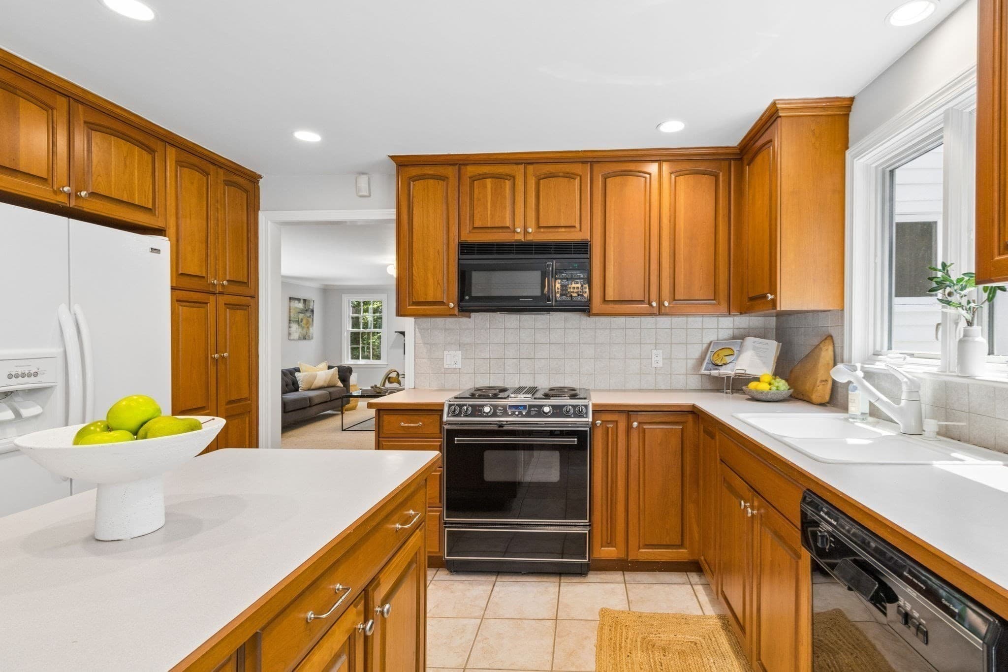 Single Family Residence at 303 Hunters Ridge Road, Concord MA 01742, Concord, photo 8 of 23