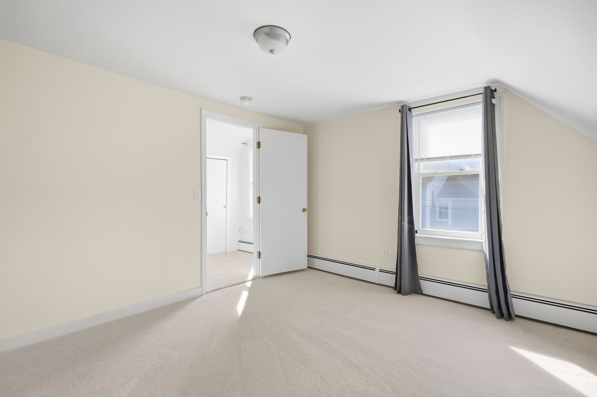Single Family Residence at 11 Russell St, Methuen MA 01844, Methuen, photo 17 of 29