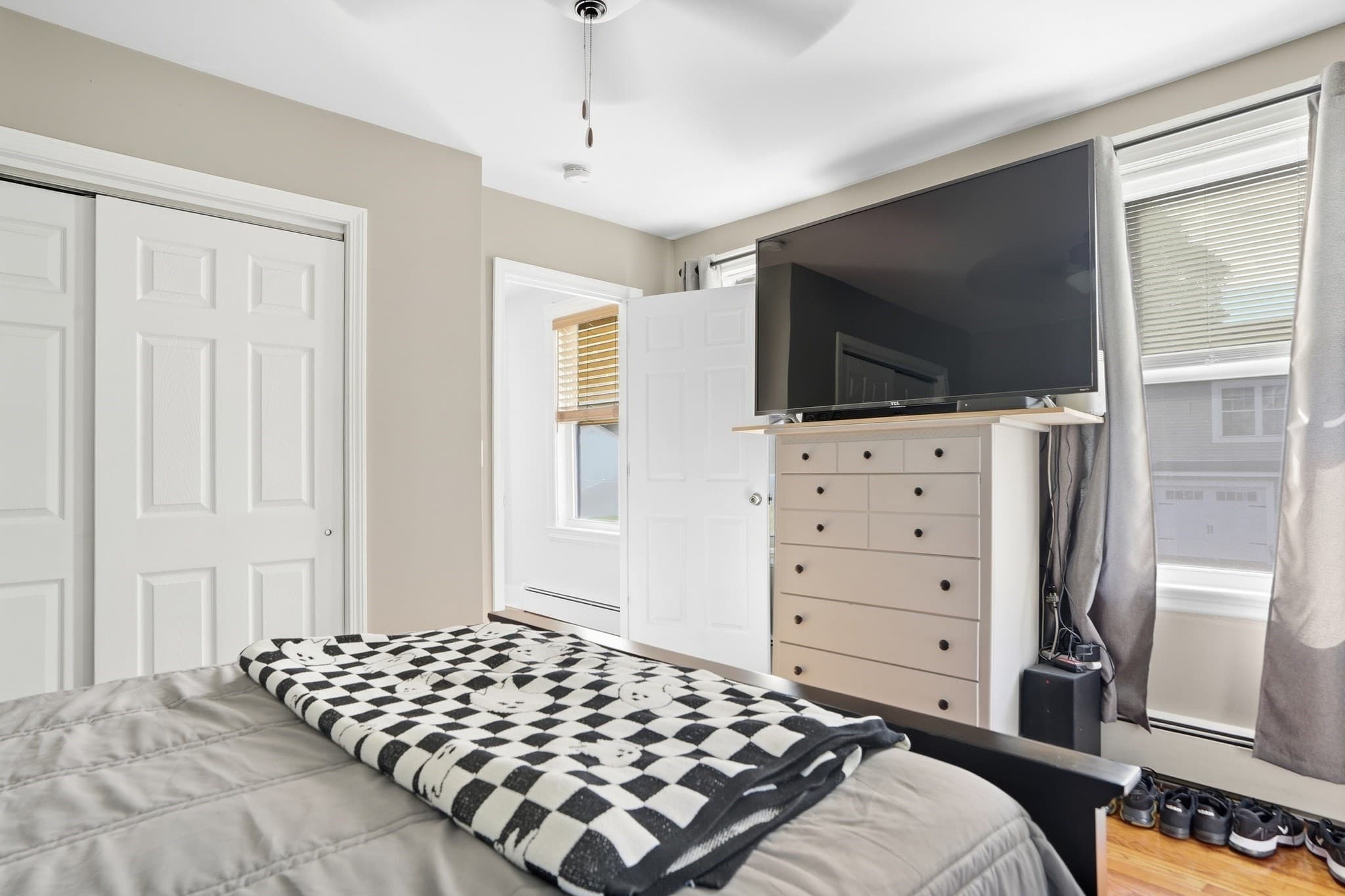 Single Family Residence at 11 Russell St, Methuen MA 01844, Methuen, photo 12 of 29