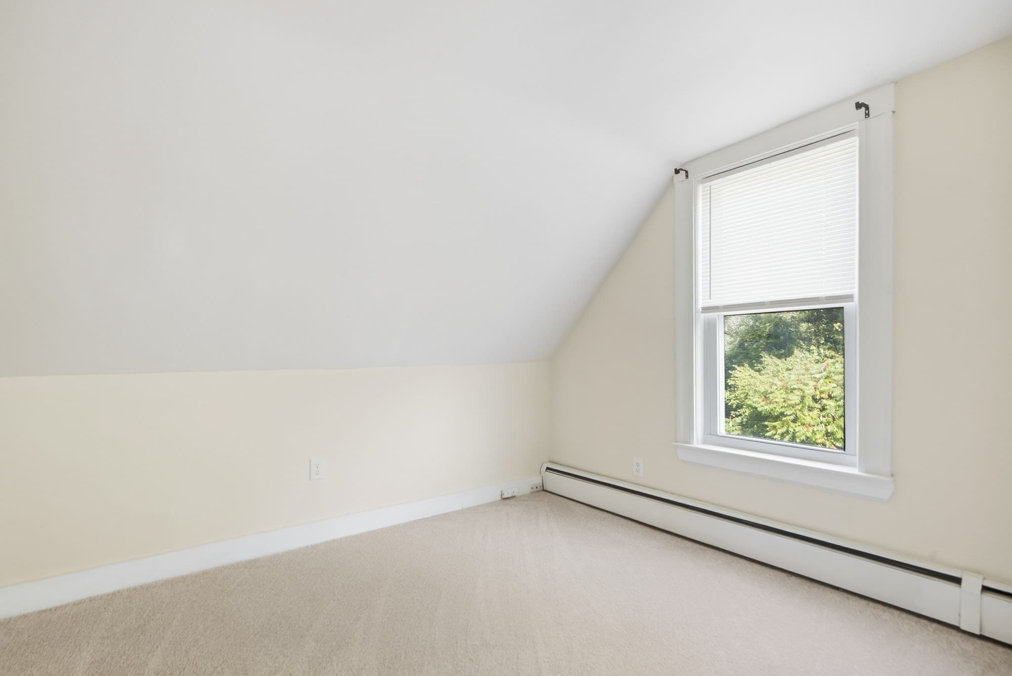 Single Family Residence at 11 Russell St, Methuen MA 01844, Methuen, photo 18 of 29