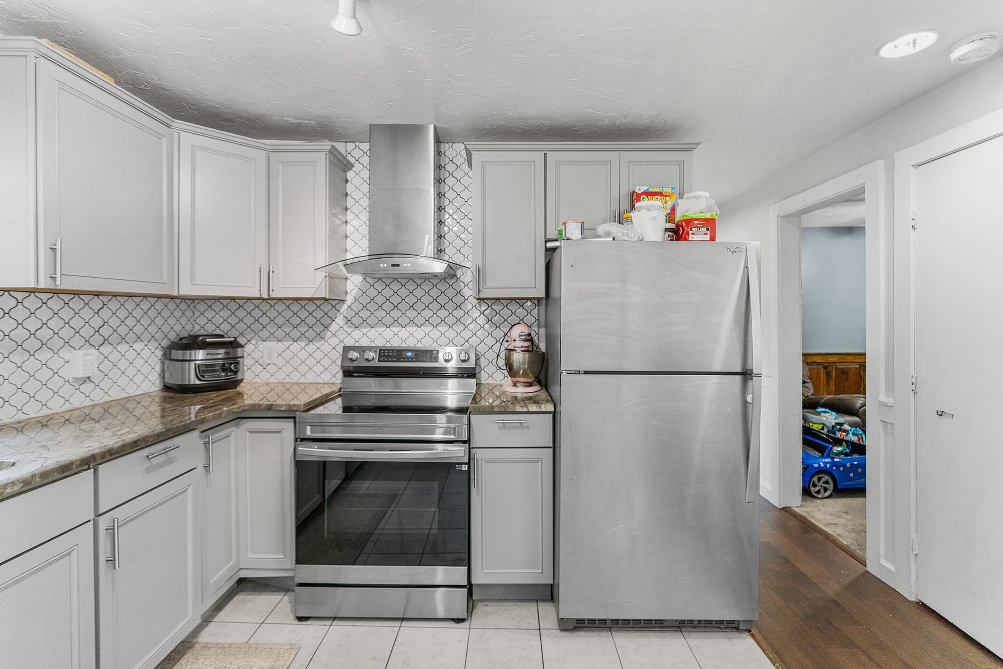 Condominium at 46 Davis Rd # B, Millbury MA 01527, Millbury, photo 10 of 42