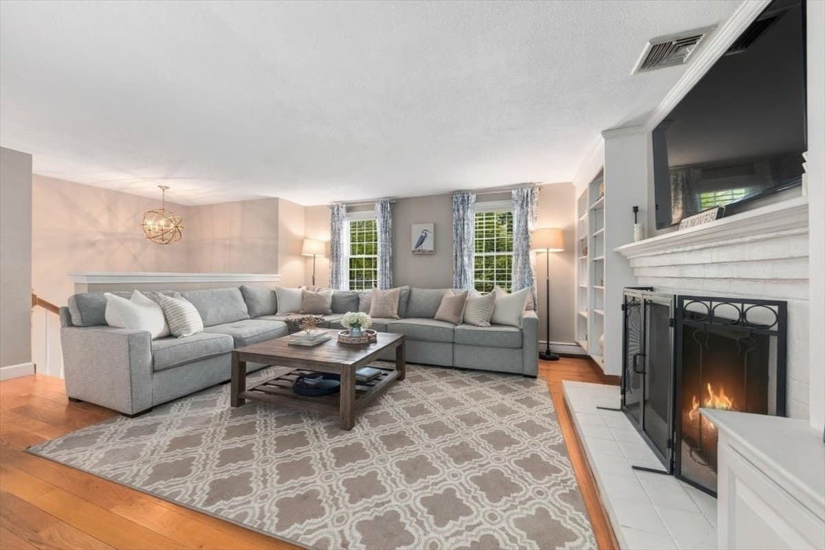 Single Family Residence at 386 Main Street, Hanover MA 02339, Hanover, photo 6 of 42