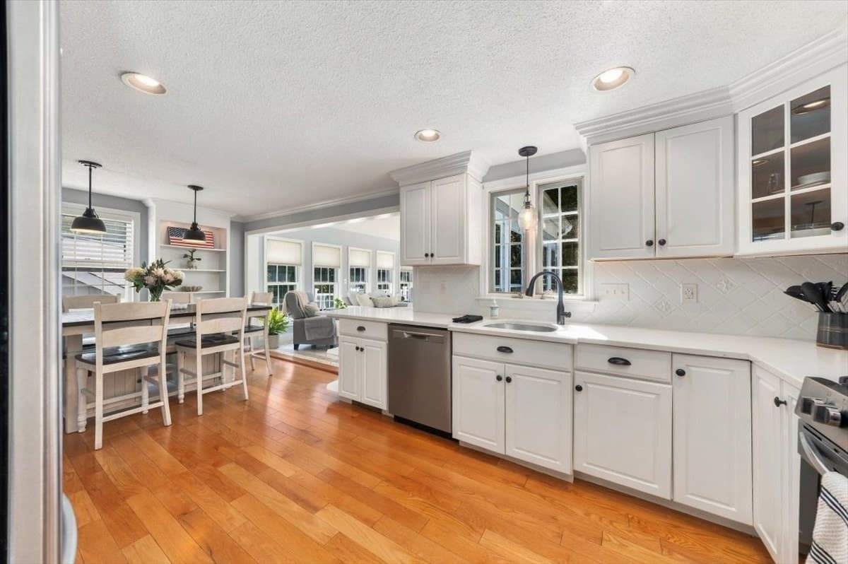 Single Family Residence at 386 Main Street, Hanover MA 02339, Hanover, photo 12 of 42