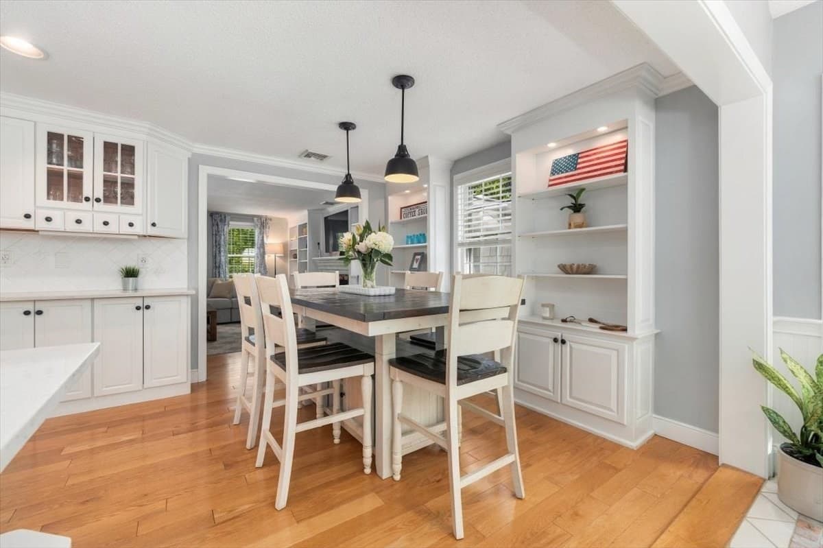 Single Family Residence at 386 Main Street, Hanover MA 02339, Hanover, photo 7 of 42