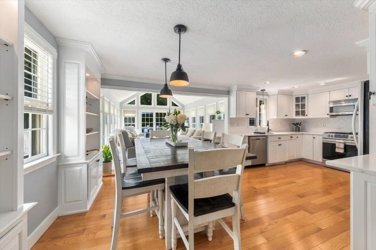 Single Family Residence at 386 Main Street, Hanover MA 02339, Hanover, photo 9 of 42