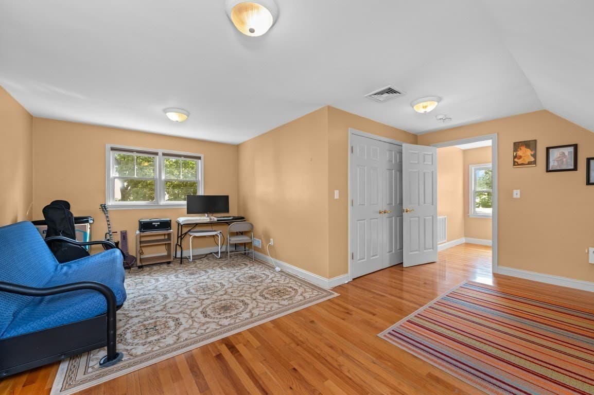 Condominium at 522-524 Auburn St # 524, Newton MA 02466, Newton, photo 17 of 24
