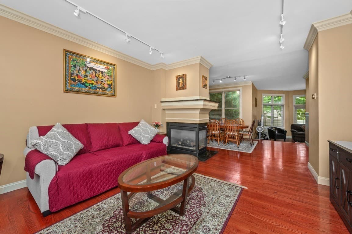 Condominium at 522-524 Auburn St # 524, Newton MA 02466, Newton, photo 9 of 24