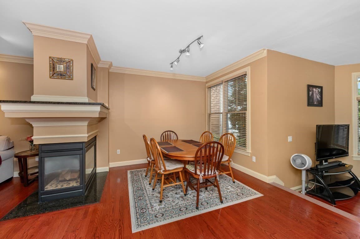 Condominium at 522-524 Auburn St # 524, Newton MA 02466, Newton, photo 8 of 24