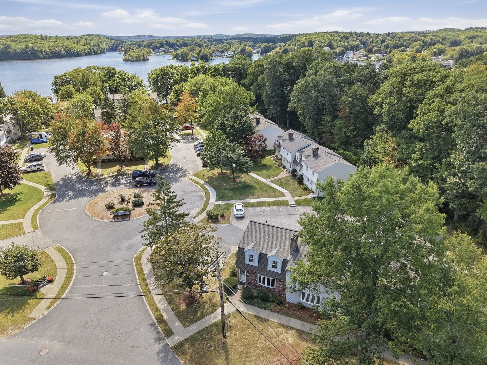 Condominium at 1 Tiffany Circle # 1, Millbury MA 01527, Millbury, photo 5 of 39