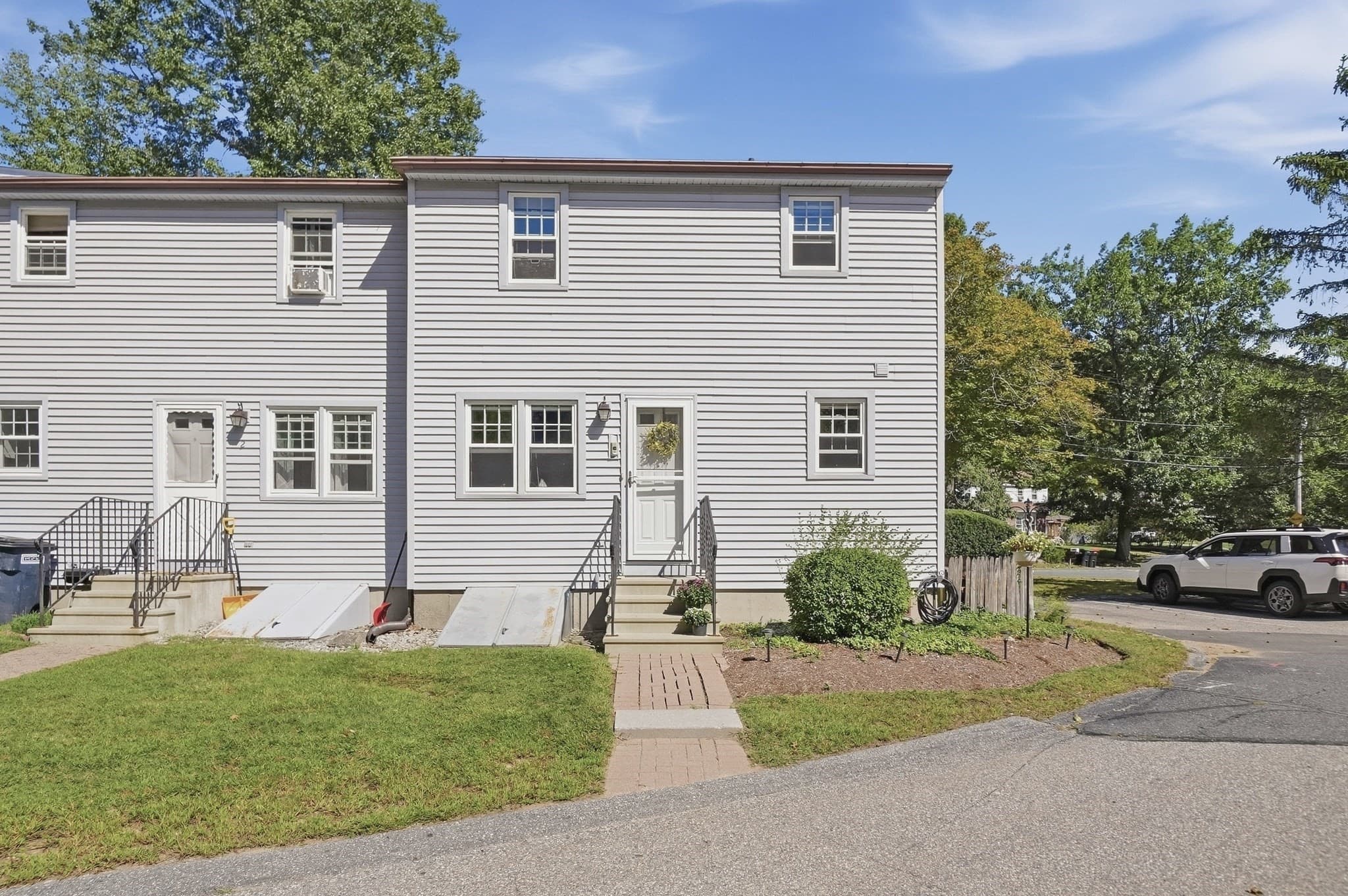 Condominium at 1 Tiffany Circle # 1, Millbury MA 01527, Millbury, photo 8 of 39