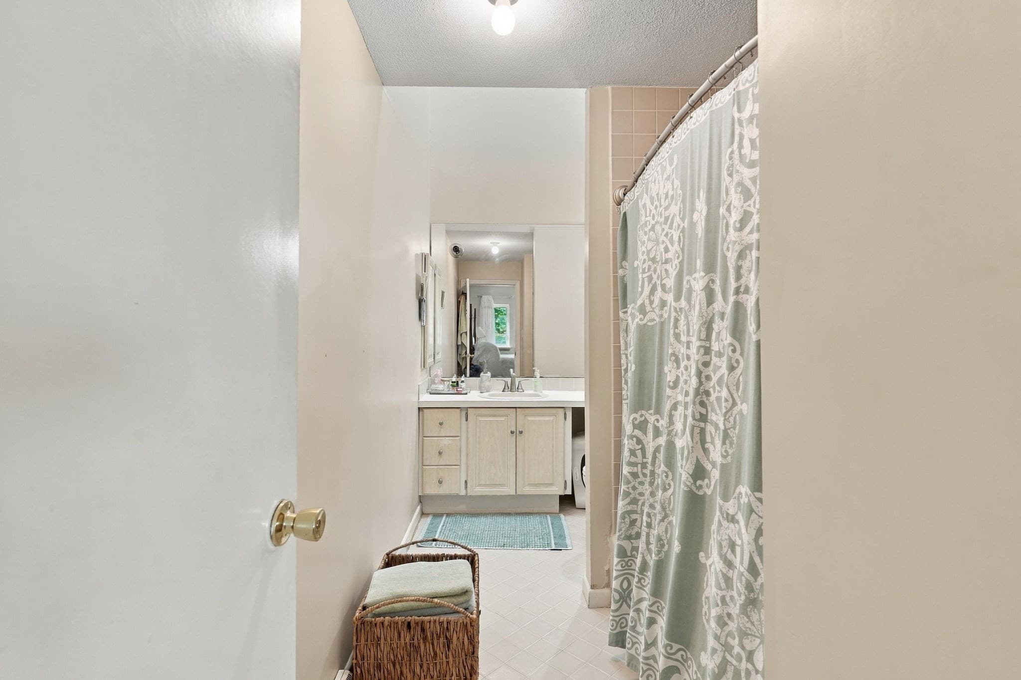 Condominium at 25 Trout Farm Ln # 25, Duxbury MA 02332, Duxbury, photo 17 of 33