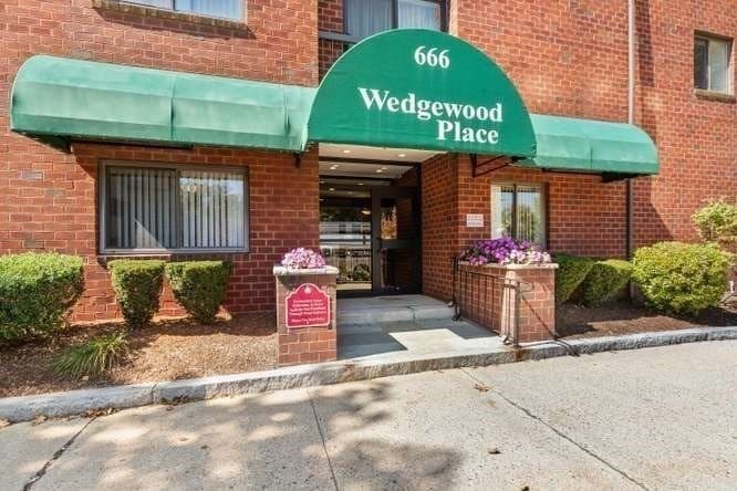 Condominium at 666 Main Street # 217, Winchester MA 01890, Winchester, photo 36 of 41