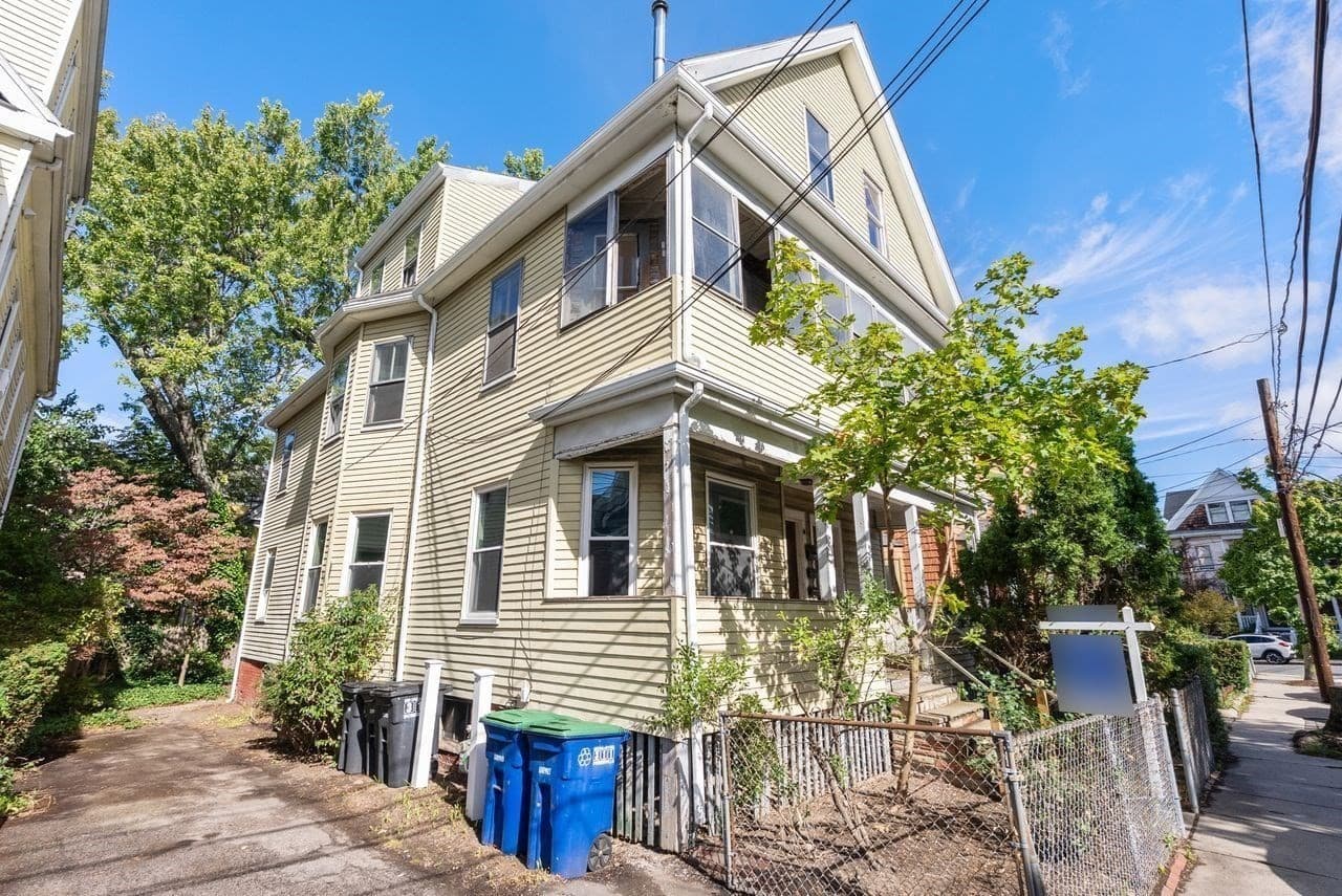 3 Family - 3 Units Up/Down at 52 Burnside Ave, Somerville MA 02144, Somerville, photo 32 of 36
