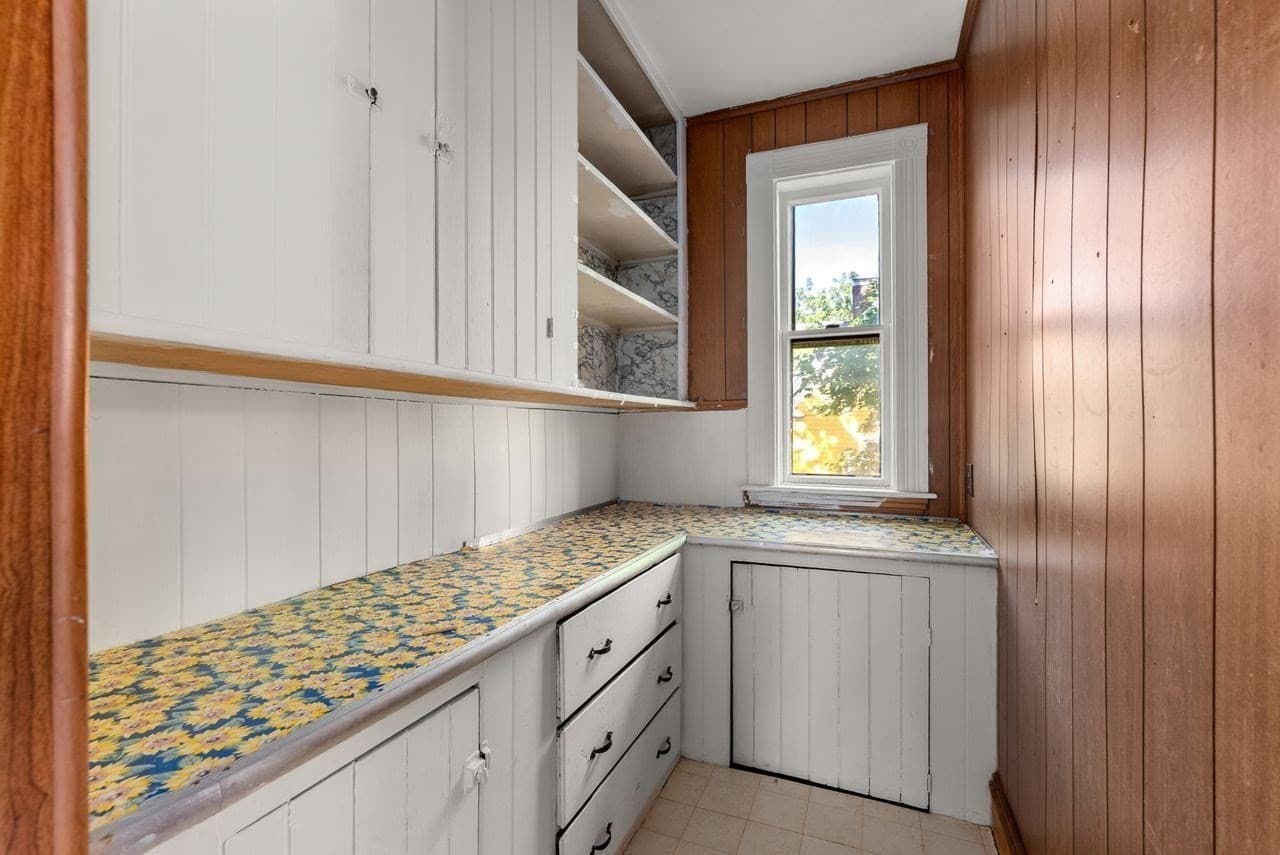 3 Family - 3 Units Up/Down at 52 Burnside Ave, Somerville MA 02144, Somerville, photo 20 of 36