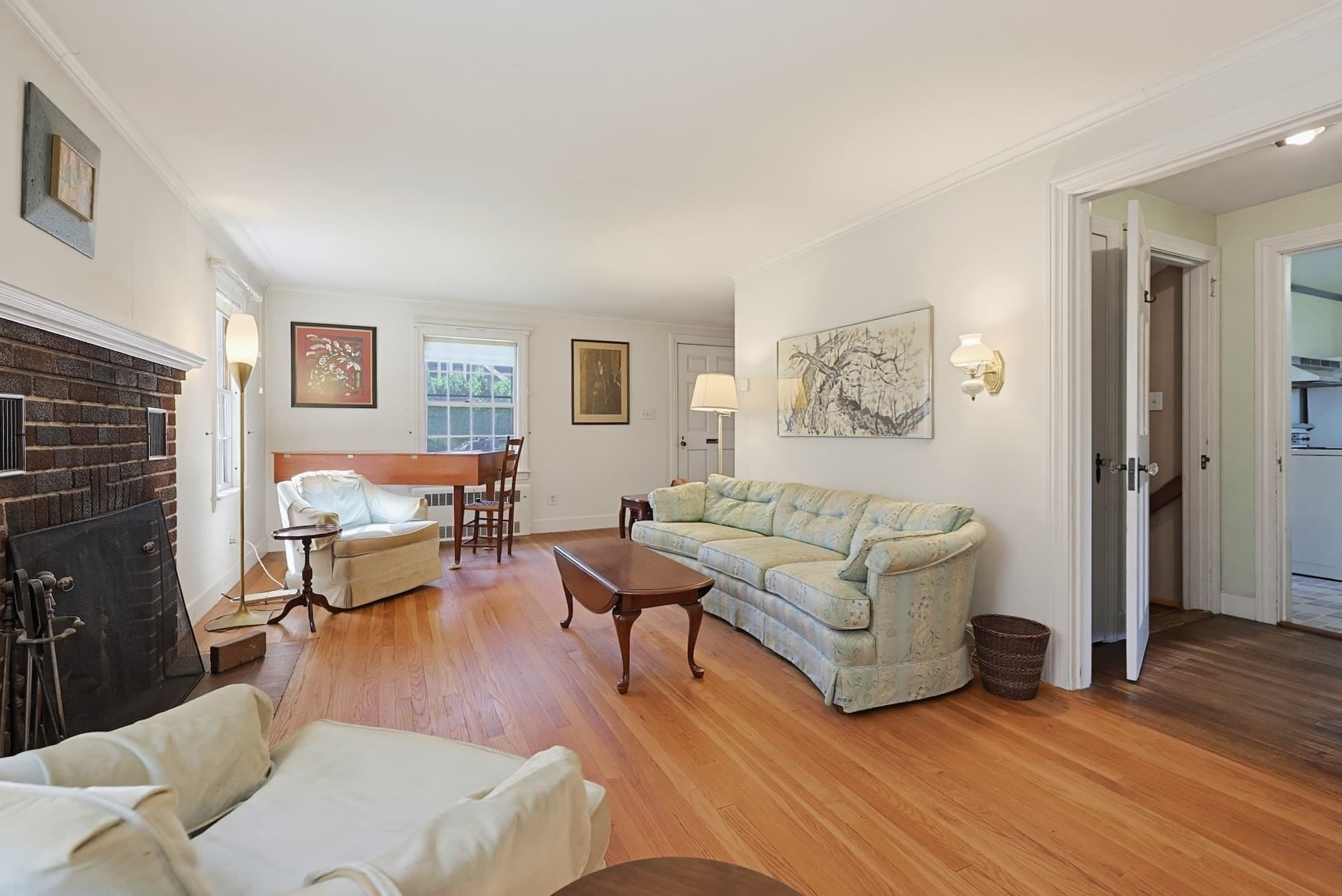 Single Family Residence at 24 Stark Rd, Worcester MA 01602, Worcester, photo 12 of 42