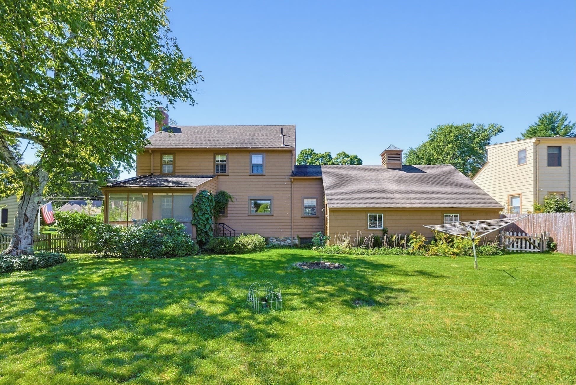 Single Family Residence at 24 Stark Rd, Worcester MA 01602, Worcester, photo 38 of 42