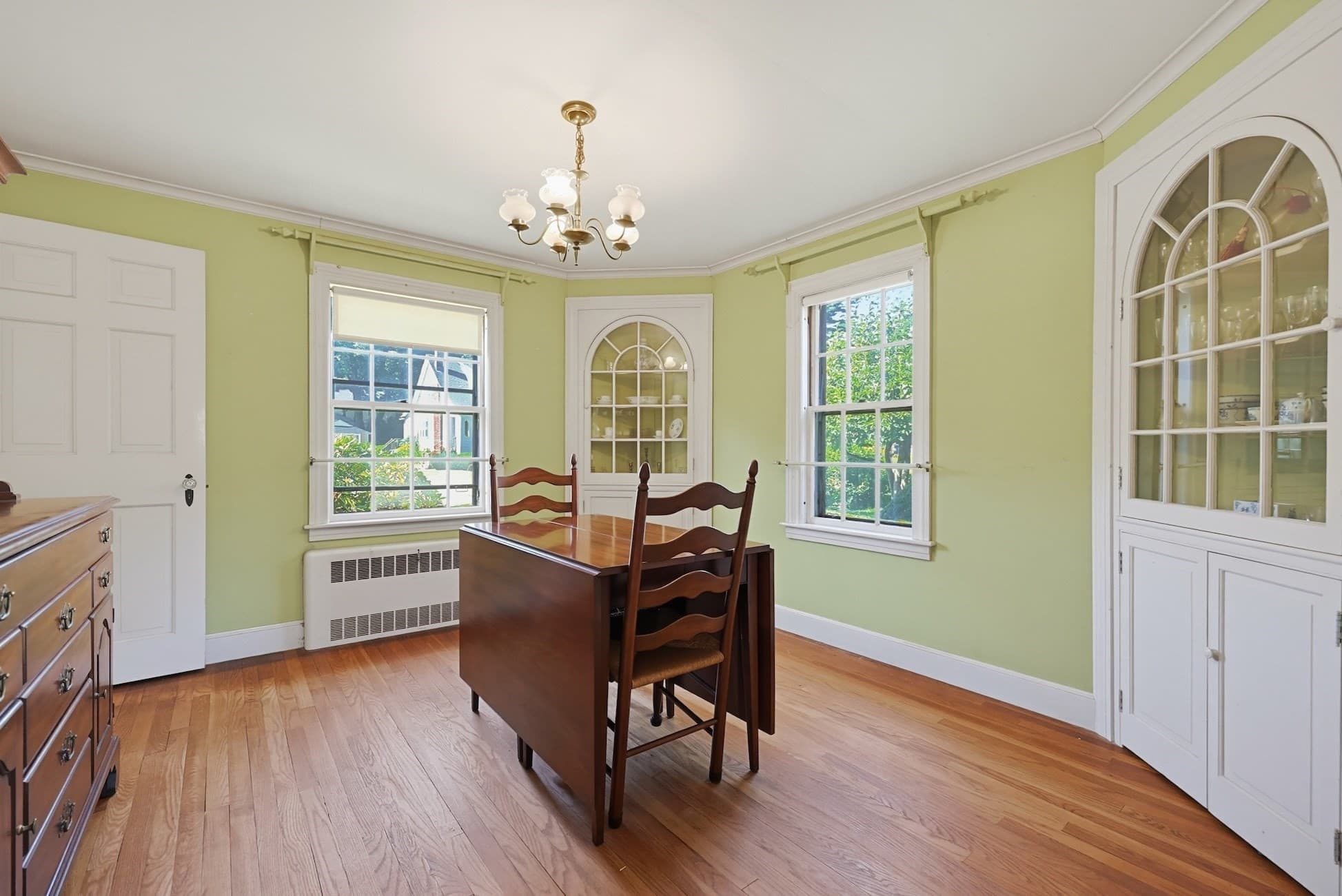 Single Family Residence at 24 Stark Rd, Worcester MA 01602, Worcester, photo 15 of 42