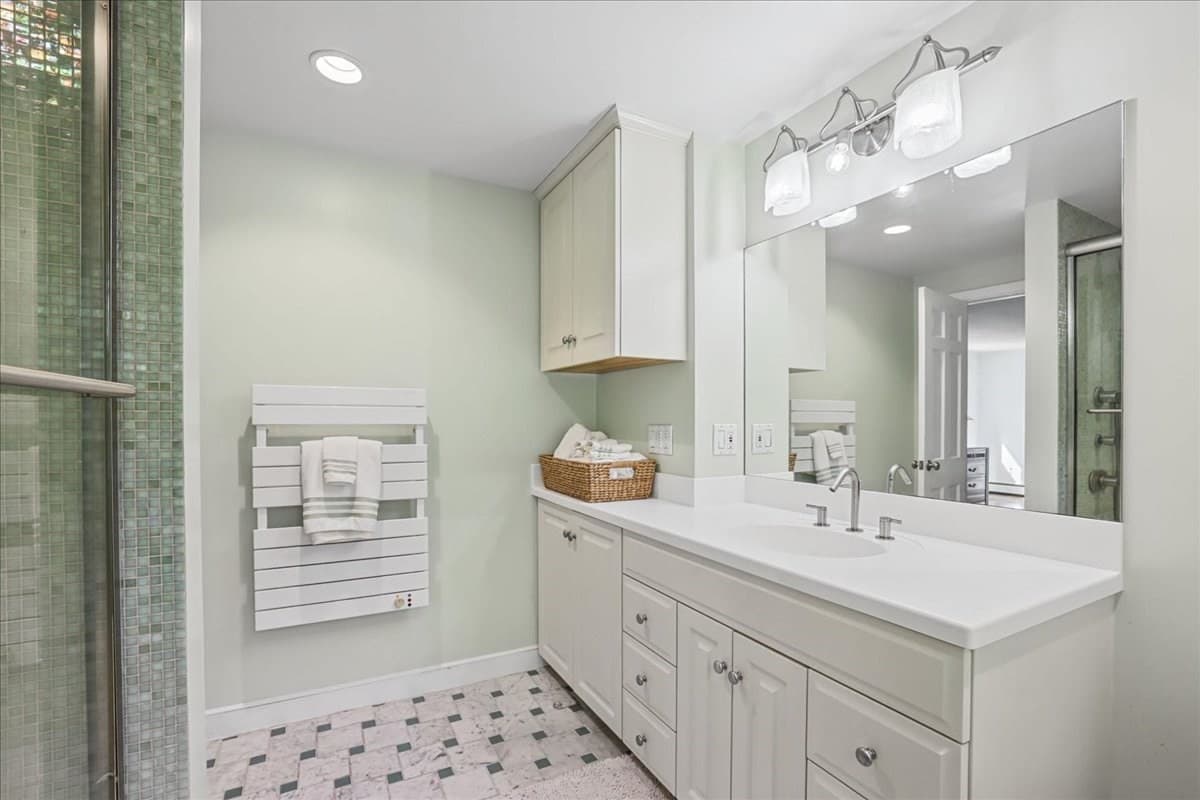 Single Family Residence at 43 Chatham Rd, Norwood MA 02062, Norwood, photo 21 of 41