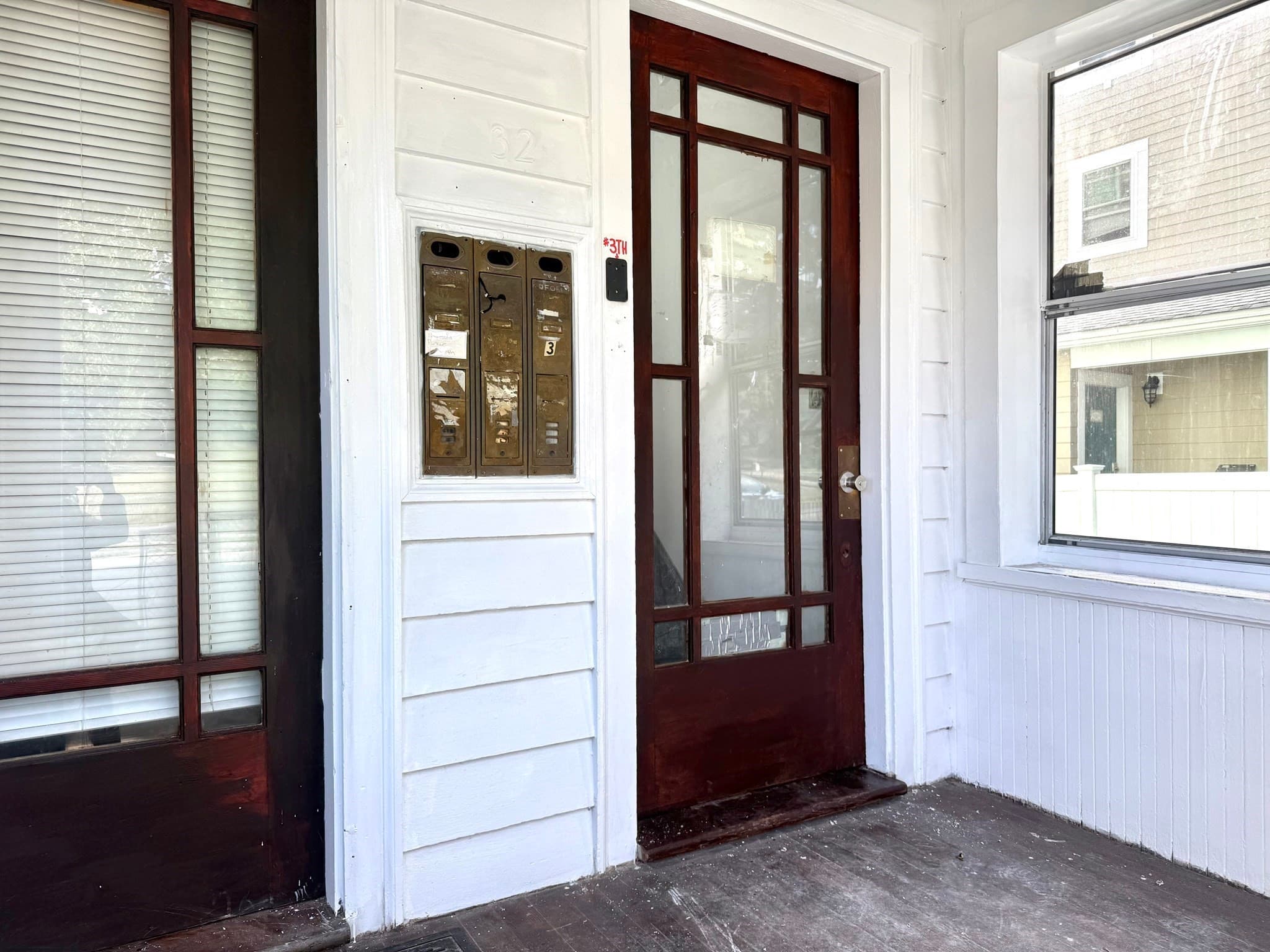 3 Family - 3 Units Up/Down at 32 Catharine  Street, Worcester MA 01605, Worcester, photo 3 of 42
