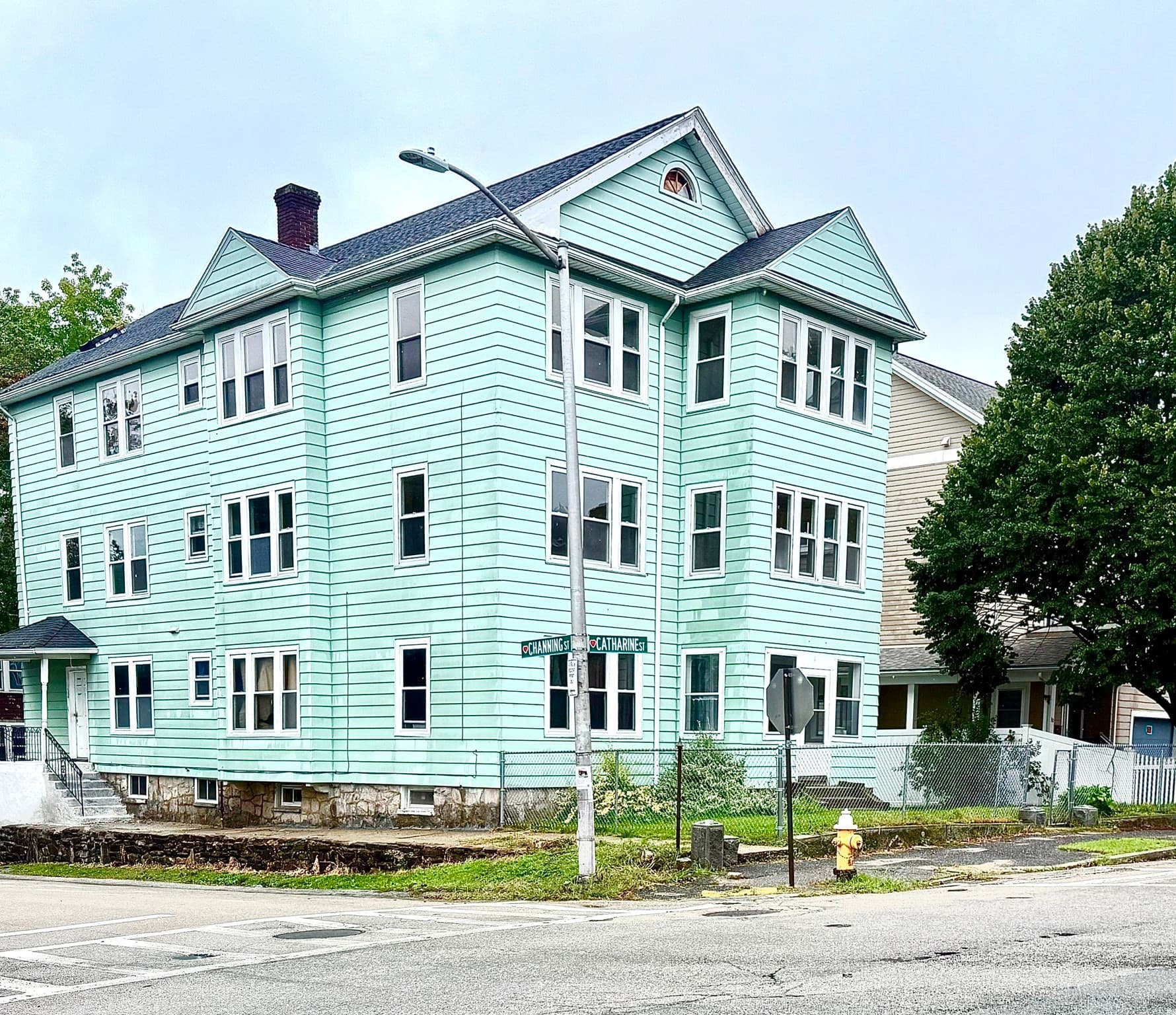32 Catharine  Street, Worcester MA 01605
