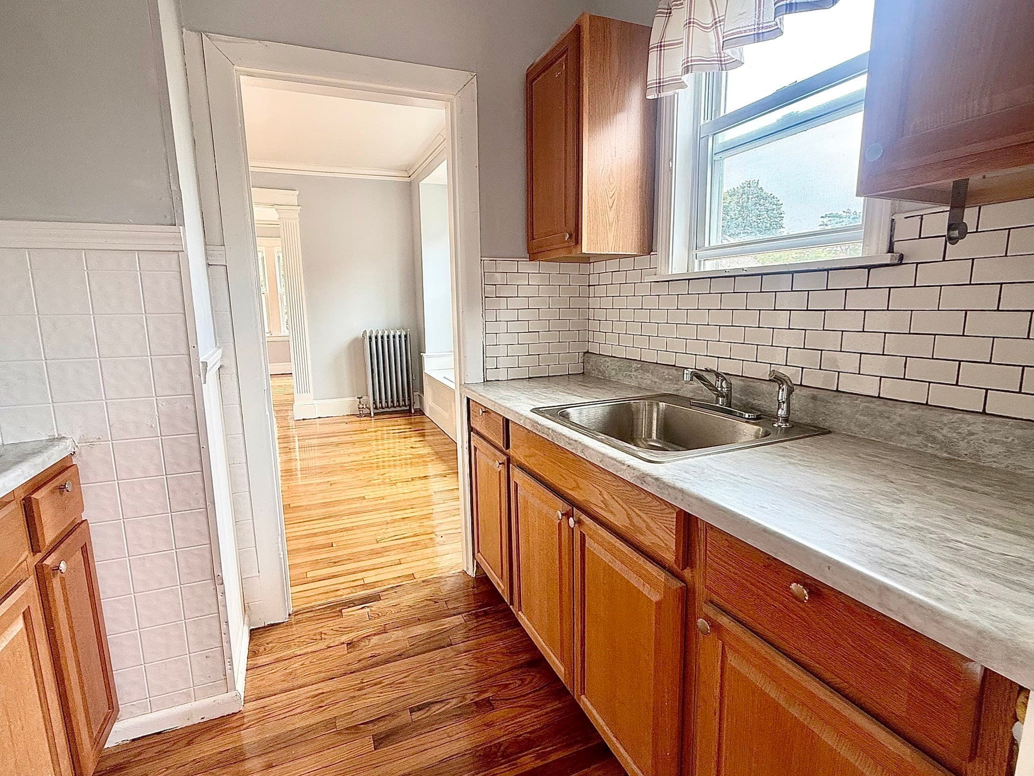 3 Family - 3 Units Up/Down at 32 Catharine  Street, Worcester MA 01605, Worcester, photo 15 of 42