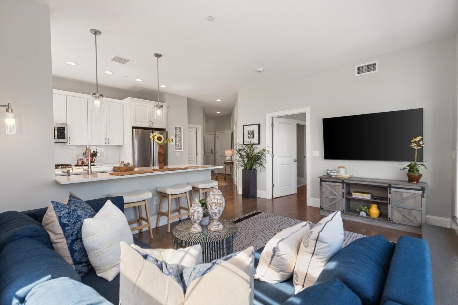 Condominium at 8 Sanborn Street # 4011, Reading MA 01867, Reading, photo 11 of 36