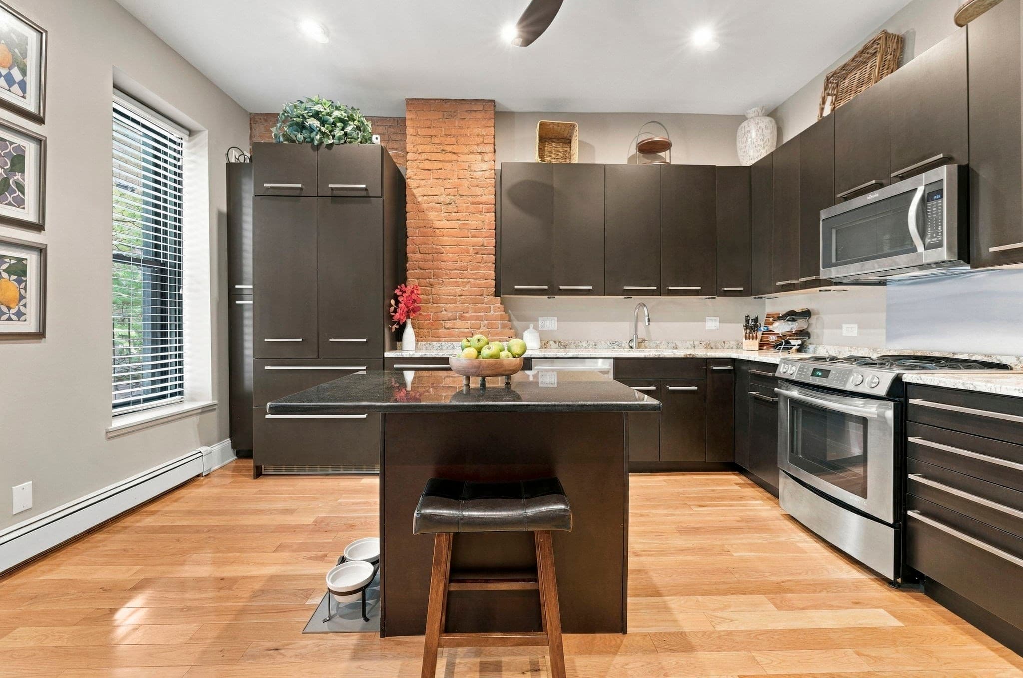 Stock Cooperative at 362 Columbus # B, Boston MA 02116, Boston, photo 2 of 22